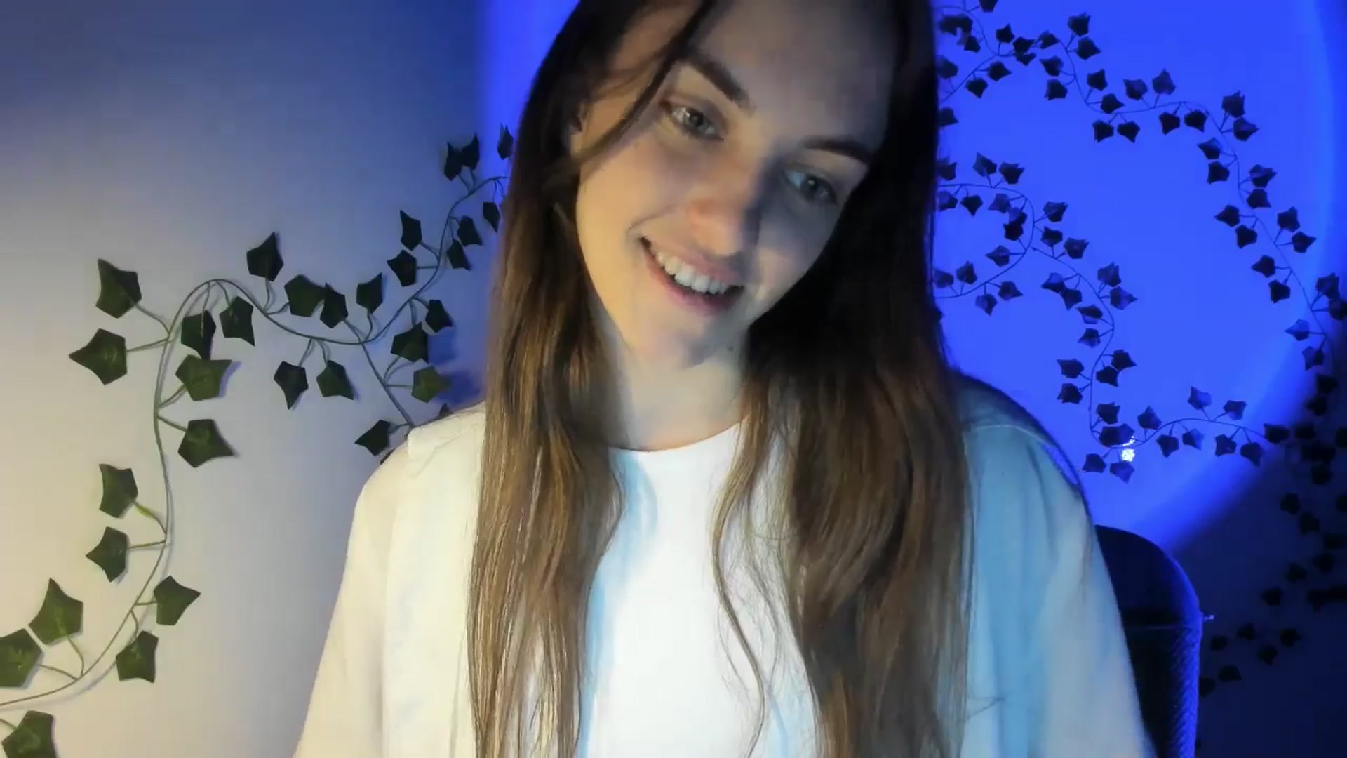 Gallery image thumbnail from Dashamoxy's myfreecams stream on, 03/07/2026, 16:51 image 16 of 20