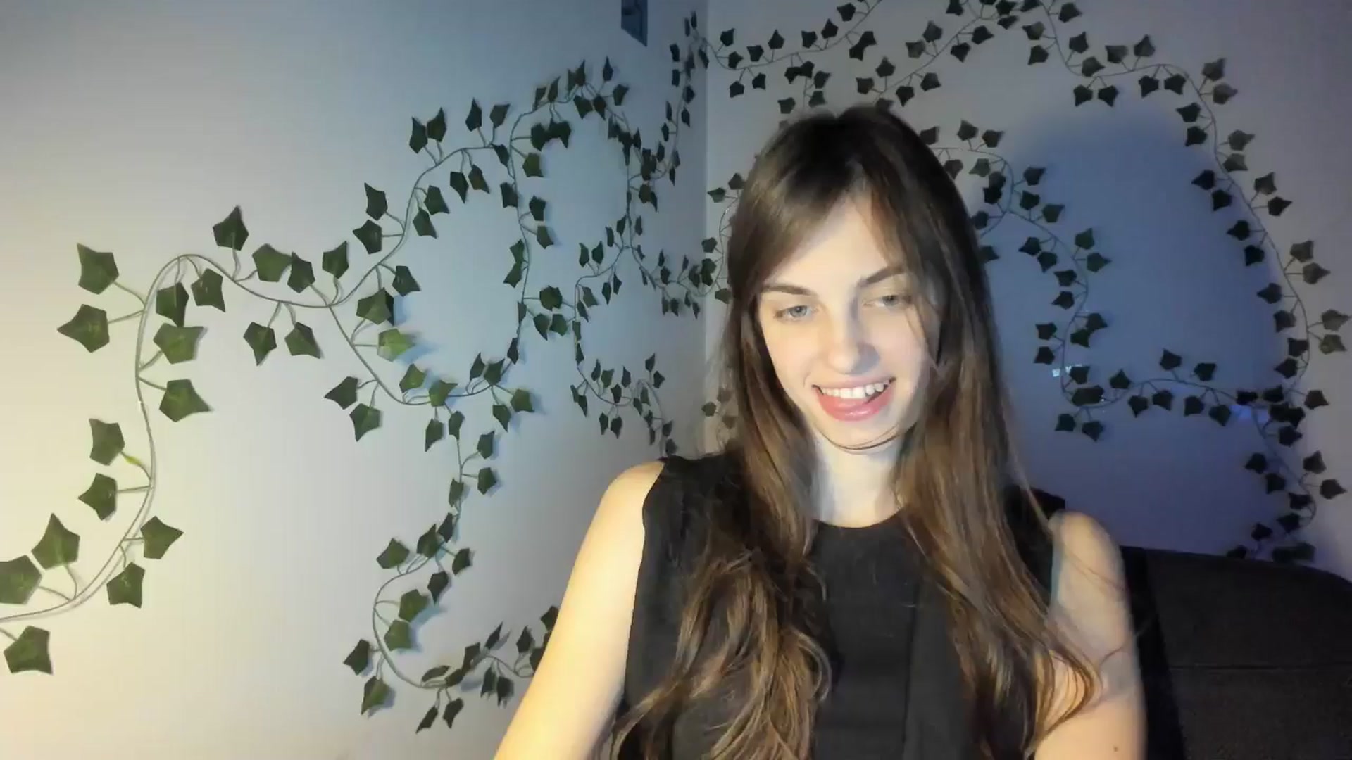 Gallery image thumbnail from Dashamoxy's myfreecams stream on, 03/09/2026, 17:27 image 14 of 20