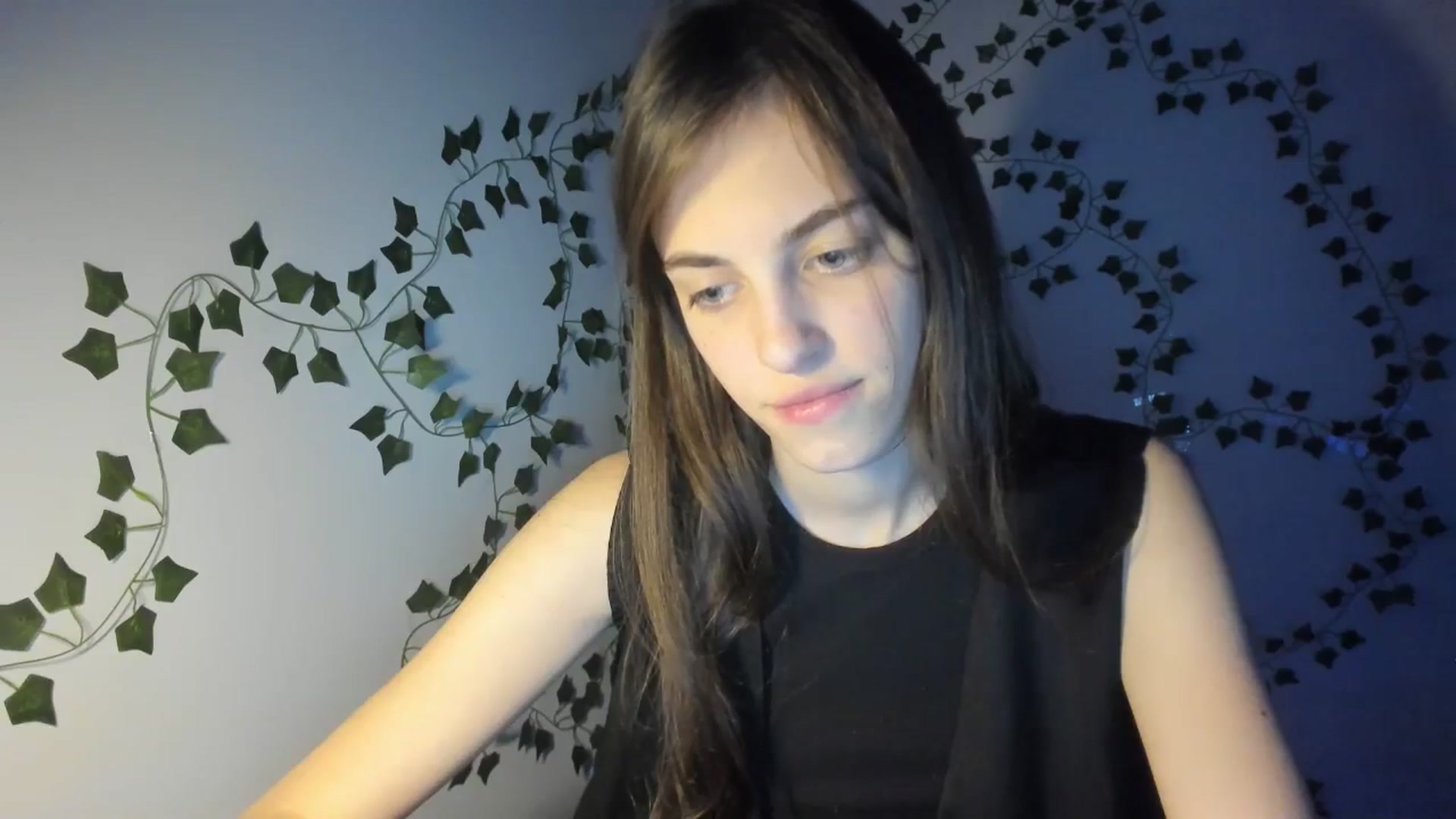 Gallery image thumbnail from Dashamoxy's myfreecams stream on, 03/09/2026, 17:27 image 8 of 20
