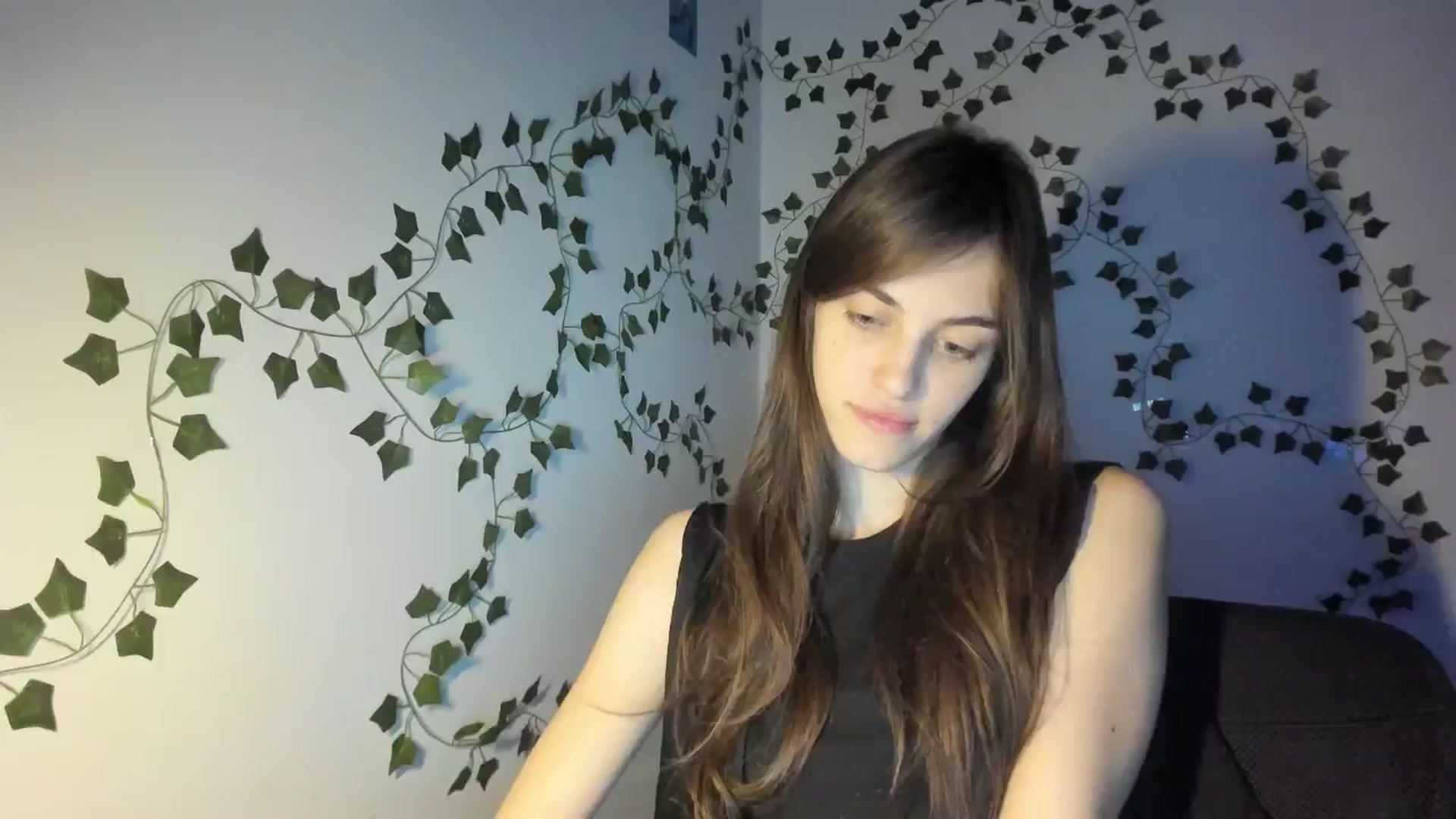 Gallery image thumbnail from Dashamoxy's myfreecams stream on, 03/09/2026, 17:27 image 17 of 20