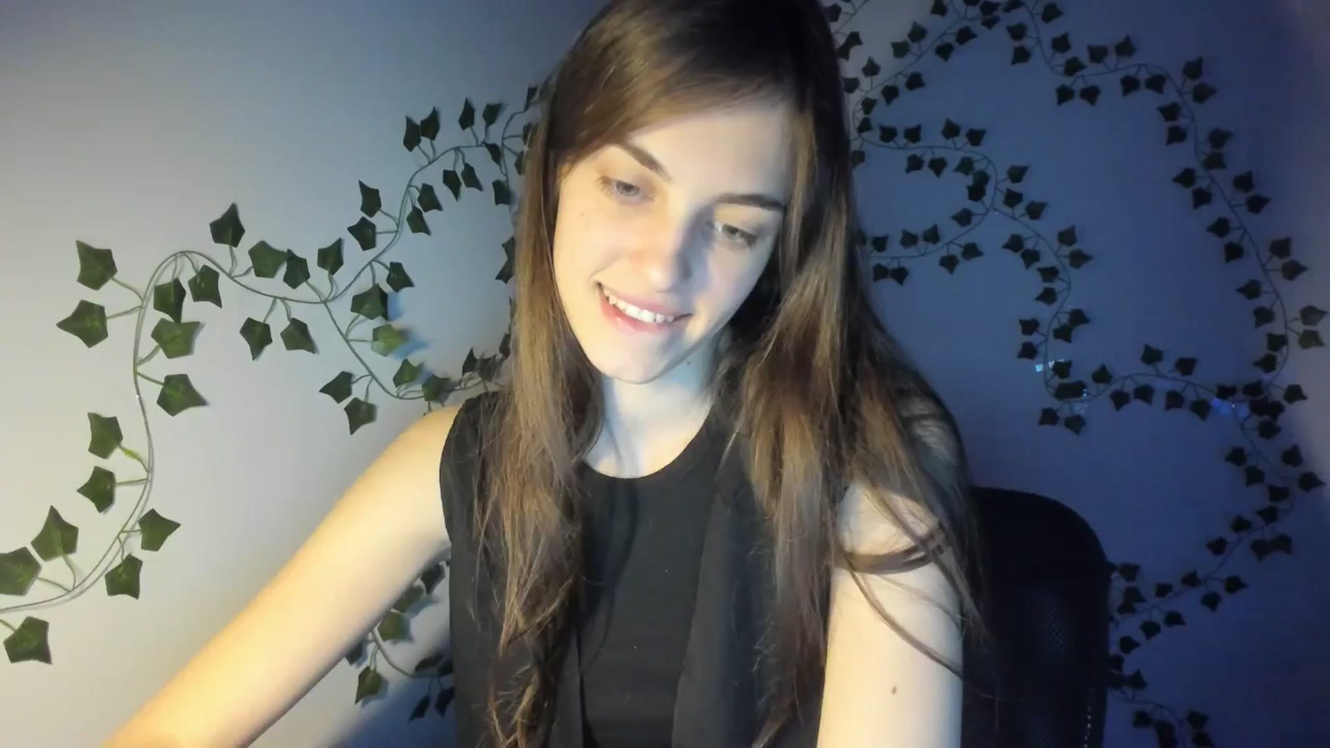 Gallery image thumbnail from Dashamoxy's myfreecams stream on, 03/09/2026, 17:27 image 10 of 20