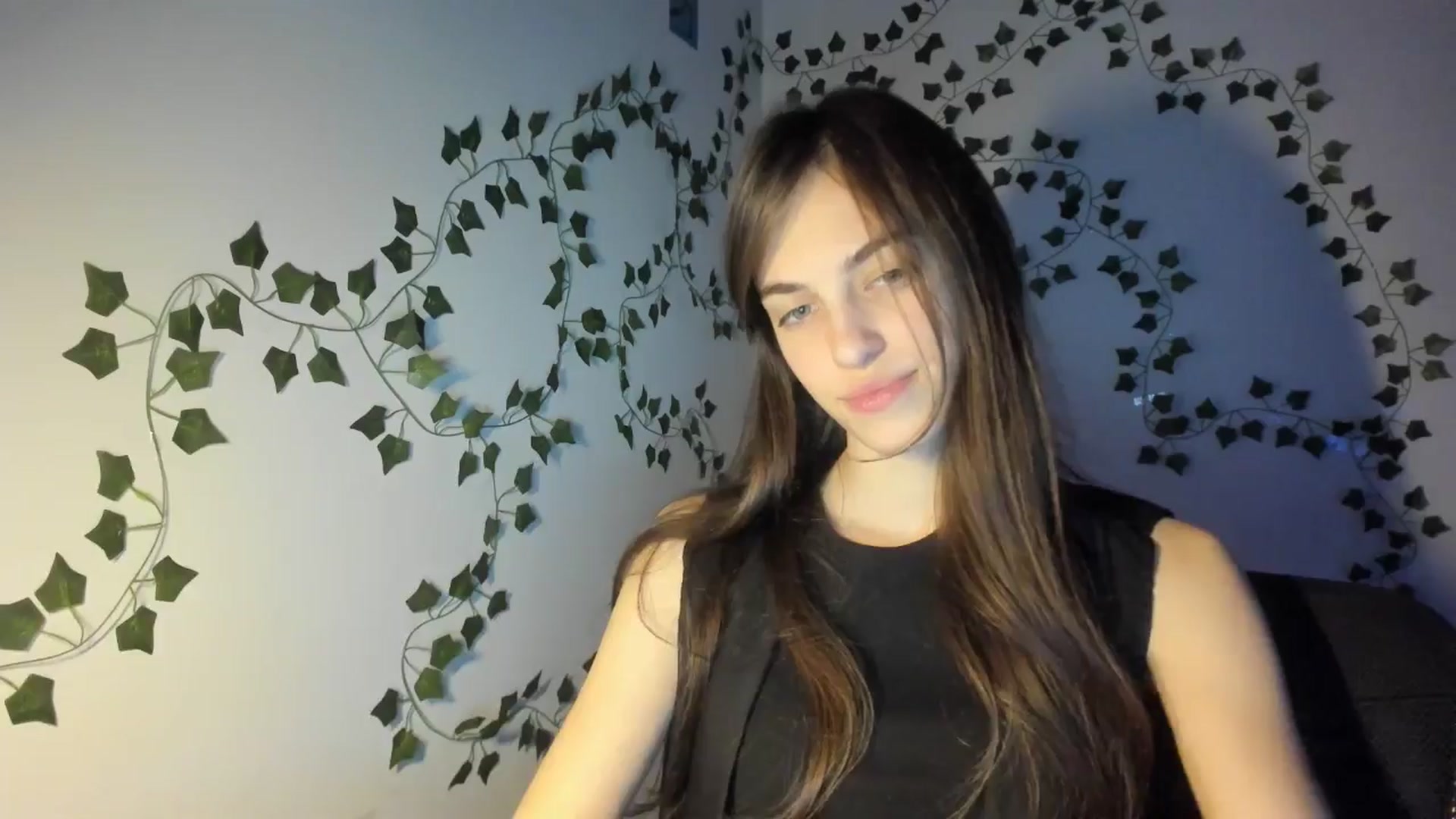 Gallery image thumbnail from Dashamoxy's myfreecams stream on, 03/09/2026, 17:27 image 20 of 20