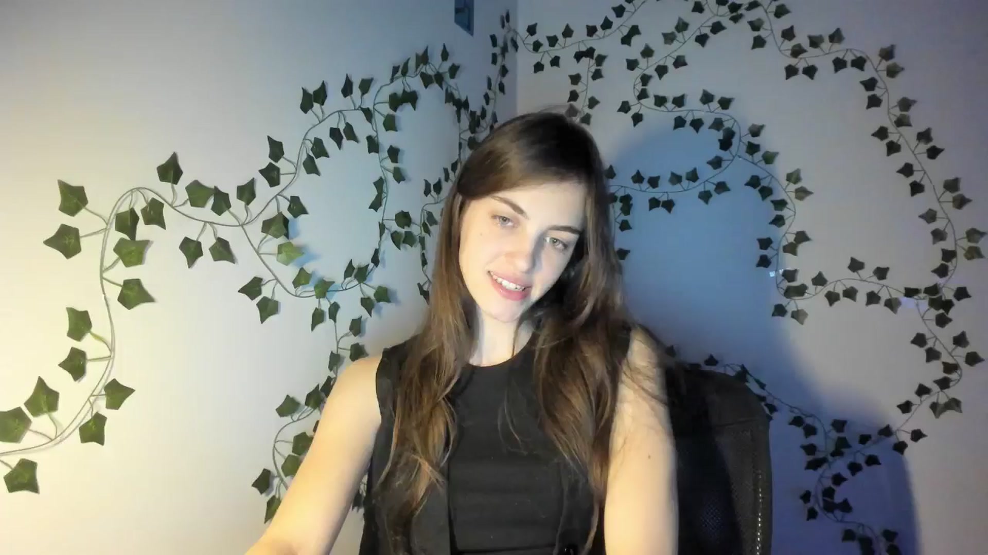Gallery image thumbnail from Dashamoxy's myfreecams stream on, 03/09/2026, 17:27 image 3 of 20