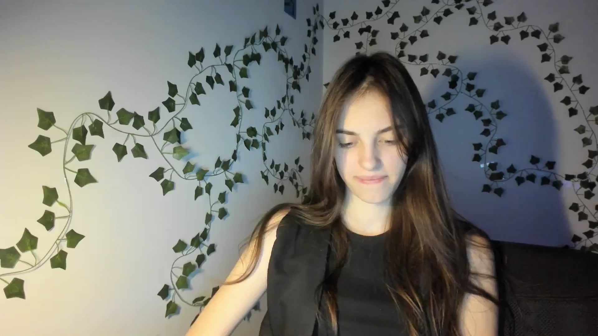 Gallery image thumbnail from Dashamoxy's myfreecams stream on, 03/09/2026, 18:28 image 4 of 20