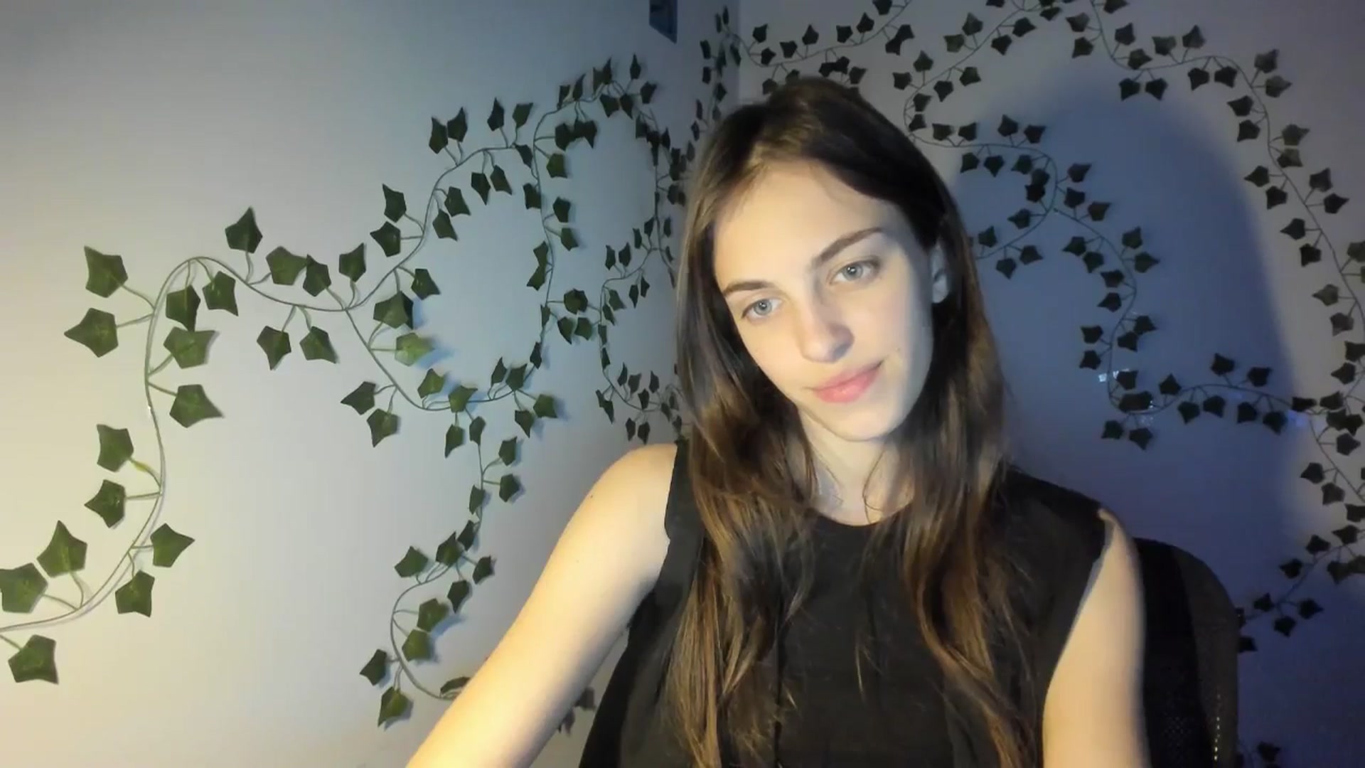 Gallery image thumbnail from Dashamoxy's myfreecams stream on, 03/09/2026, 18:28 image 11 of 20