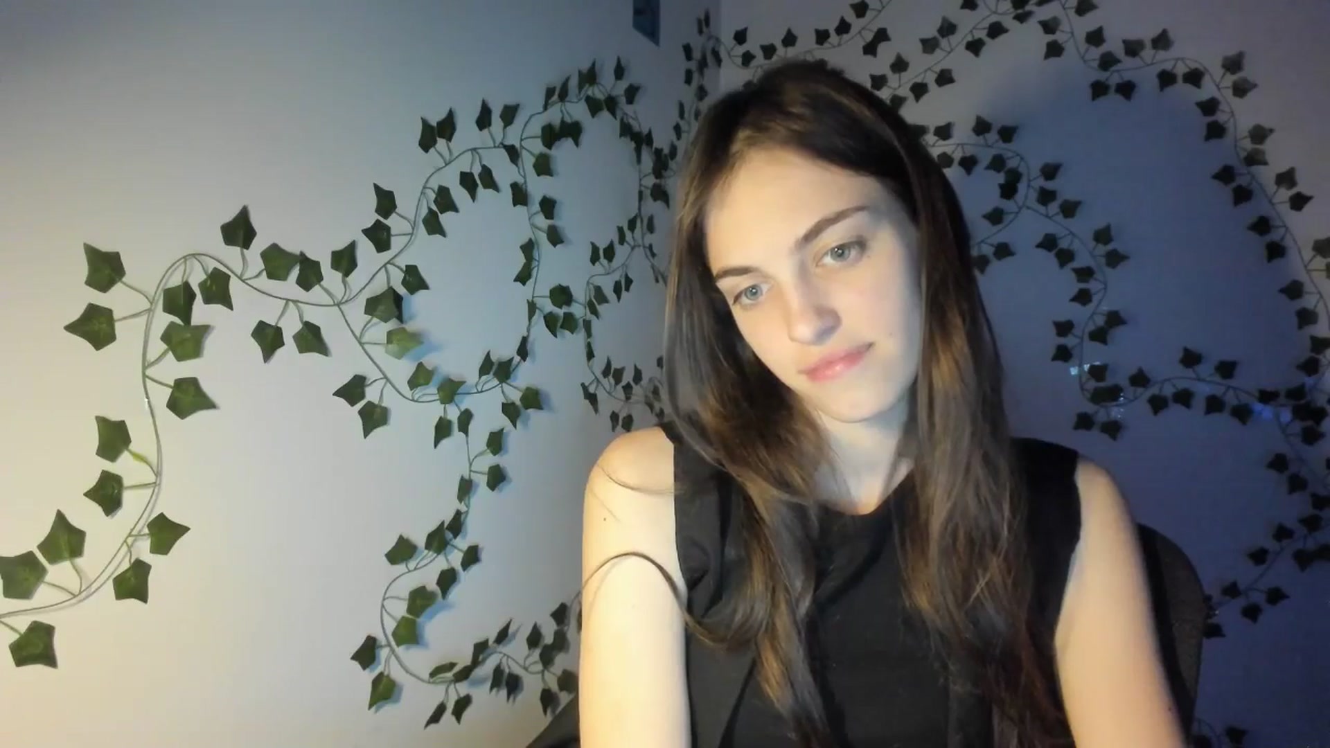 Gallery image thumbnail from Dashamoxy's myfreecams stream on, 03/09/2026, 18:28 image 18 of 20