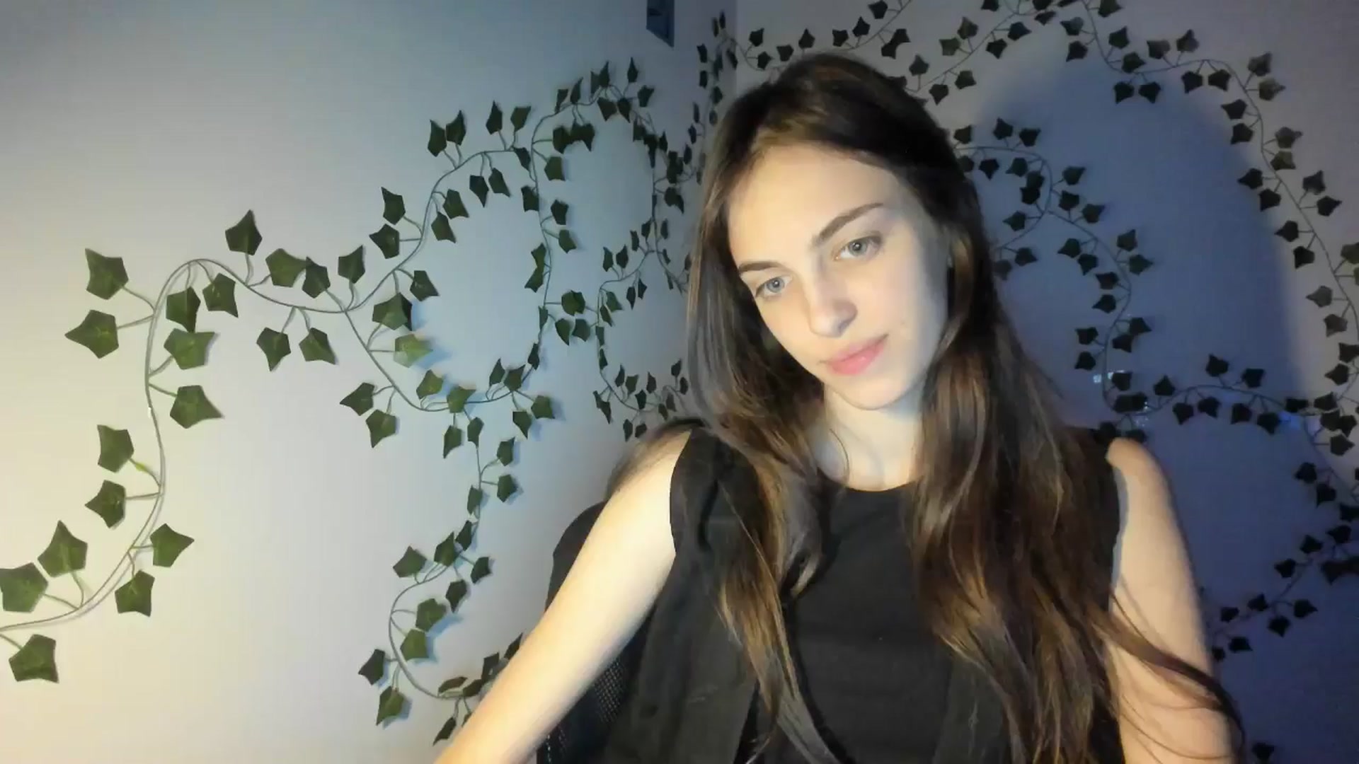 Gallery image thumbnail from Dashamoxy's myfreecams stream on, 03/09/2026, 18:28 image 14 of 20
