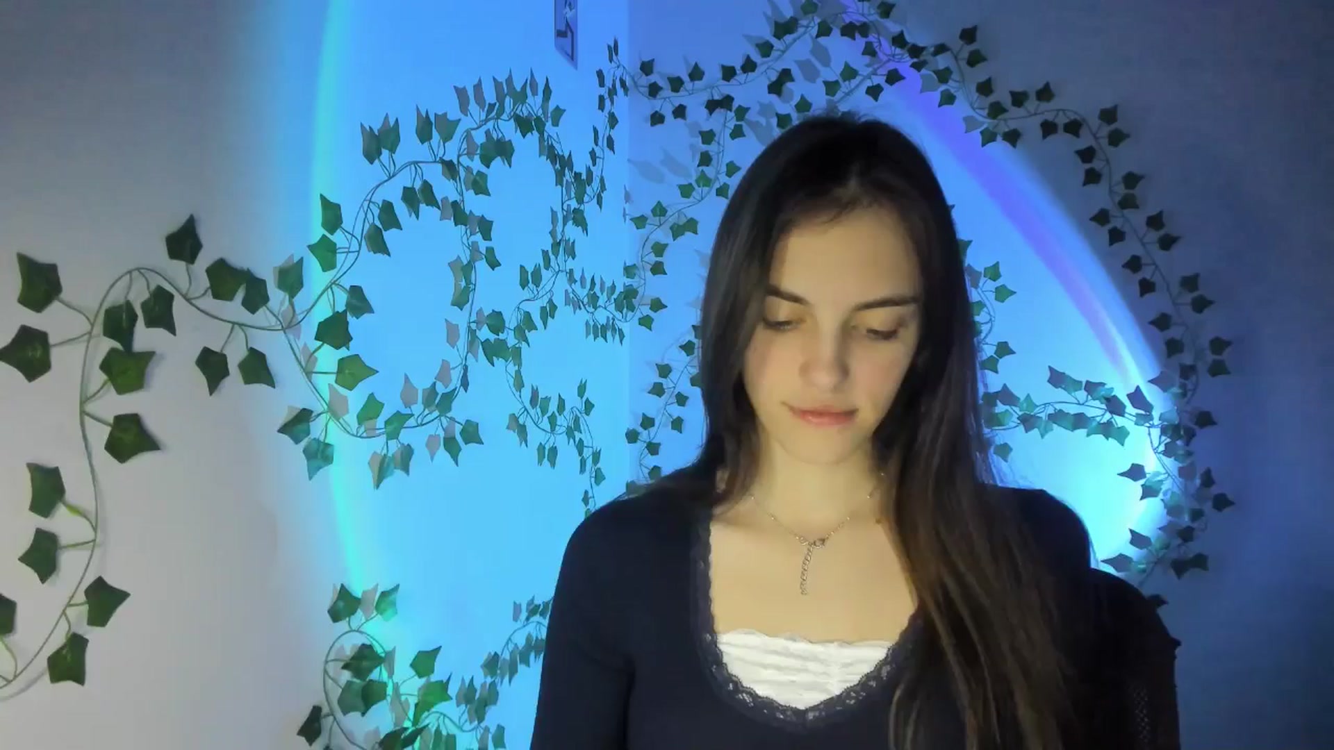 Gallery image thumbnail from Dashamoxy's myfreecams stream on, 03/11/2026, 17:49 image 2 of 20