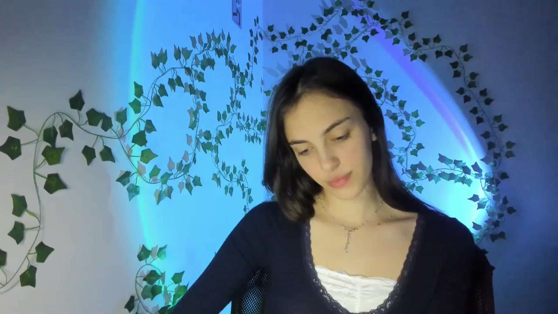 Gallery image thumbnail from Dashamoxy's myfreecams stream on, 03/11/2026, 17:49 image 4 of 20
