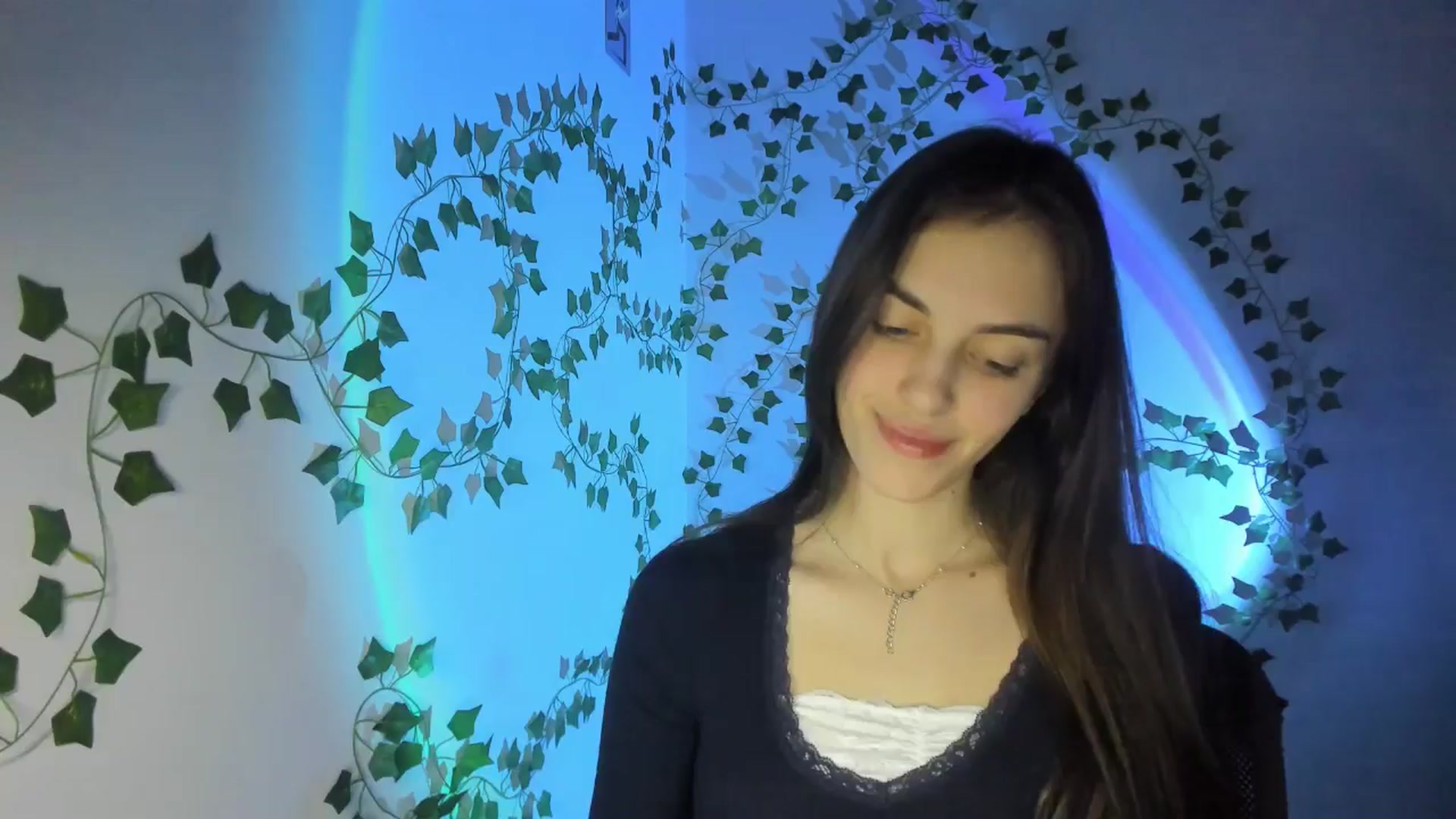 Gallery image thumbnail from Dashamoxy's myfreecams stream on, 03/11/2026, 17:49 image 1 of 20