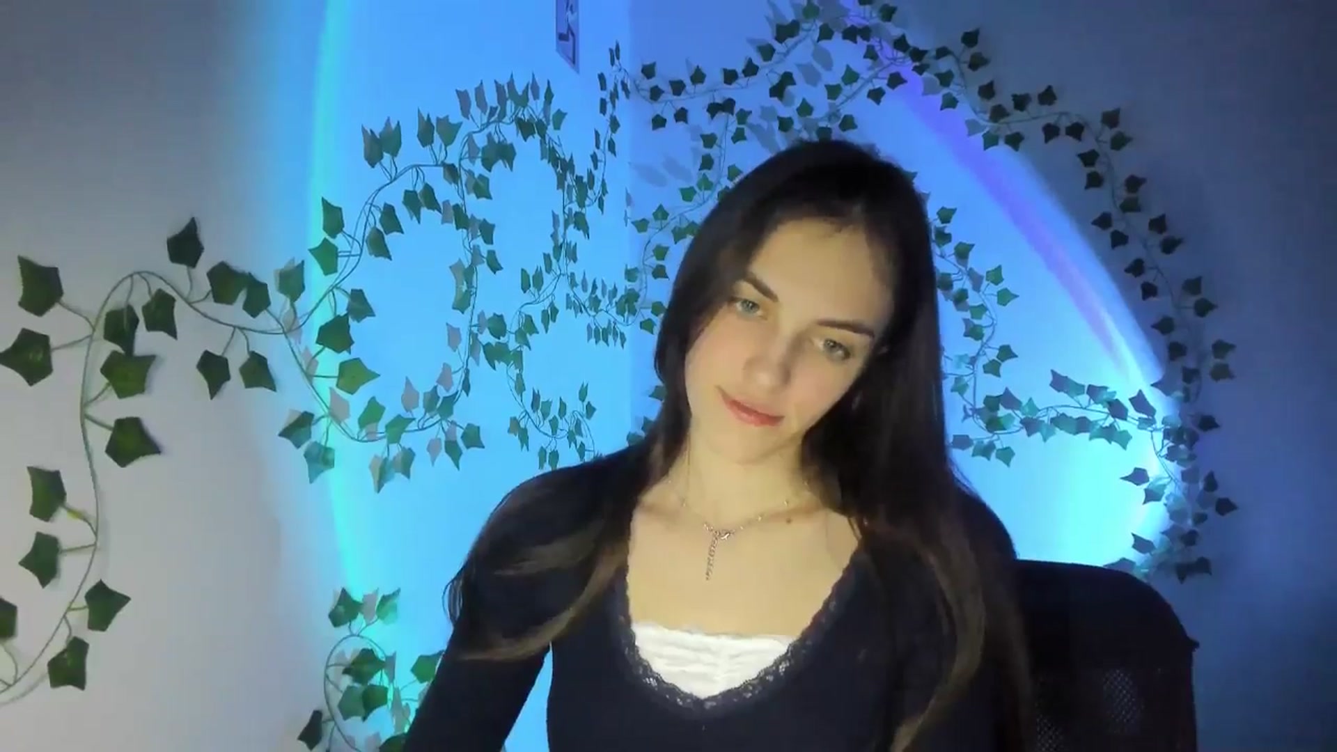 Gallery image thumbnail from Dashamoxy's myfreecams stream on, 03/11/2026, 17:49 image 17 of 20