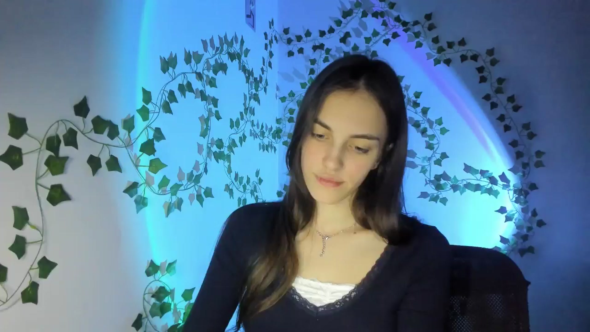 Gallery image thumbnail from Dashamoxy's myfreecams stream on, 03/11/2026, 17:49 image 18 of 20