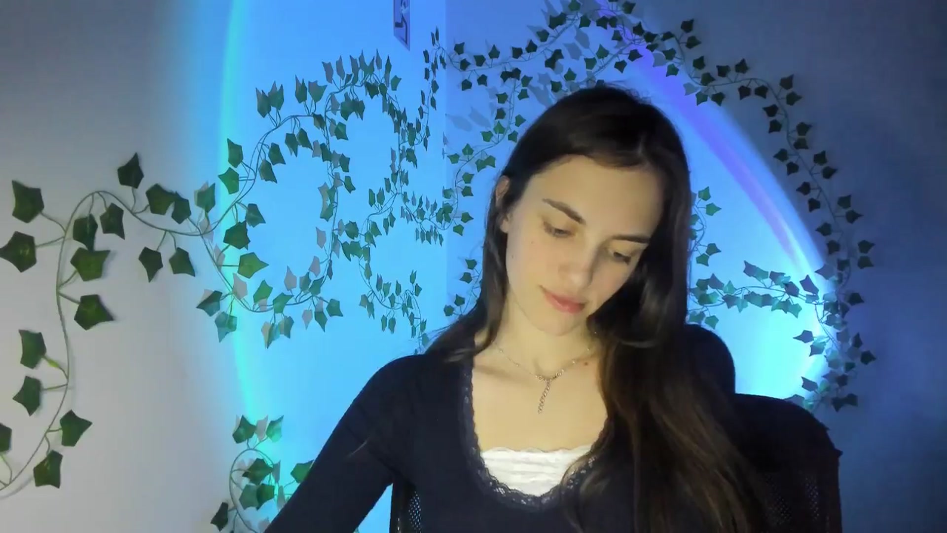 Gallery image thumbnail from Dashamoxy's myfreecams stream on, 03/11/2026, 17:49 image 6 of 20