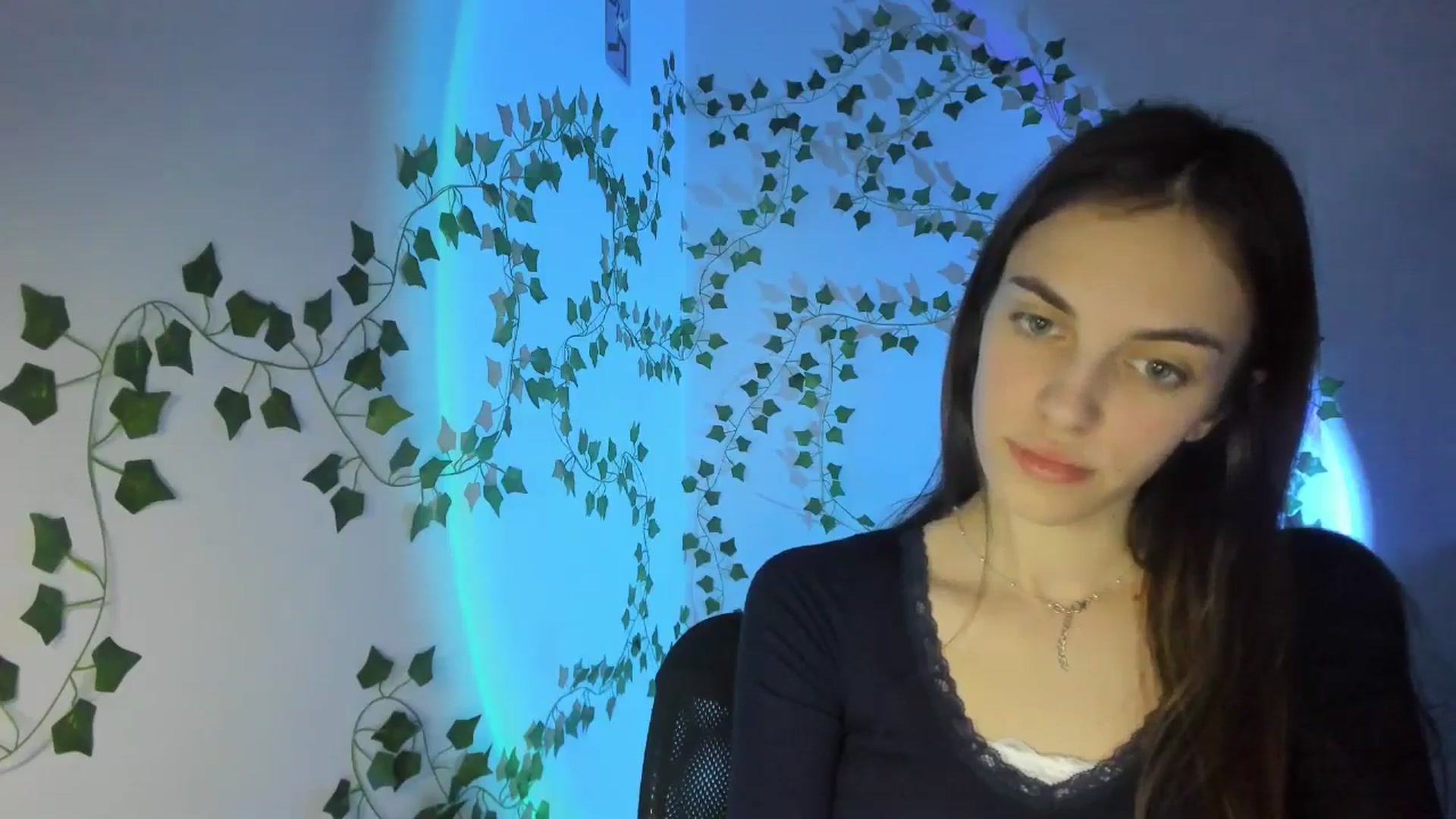 Gallery image thumbnail from Dashamoxy's myfreecams stream on, 03/11/2026, 18:31 image 15 of 20
