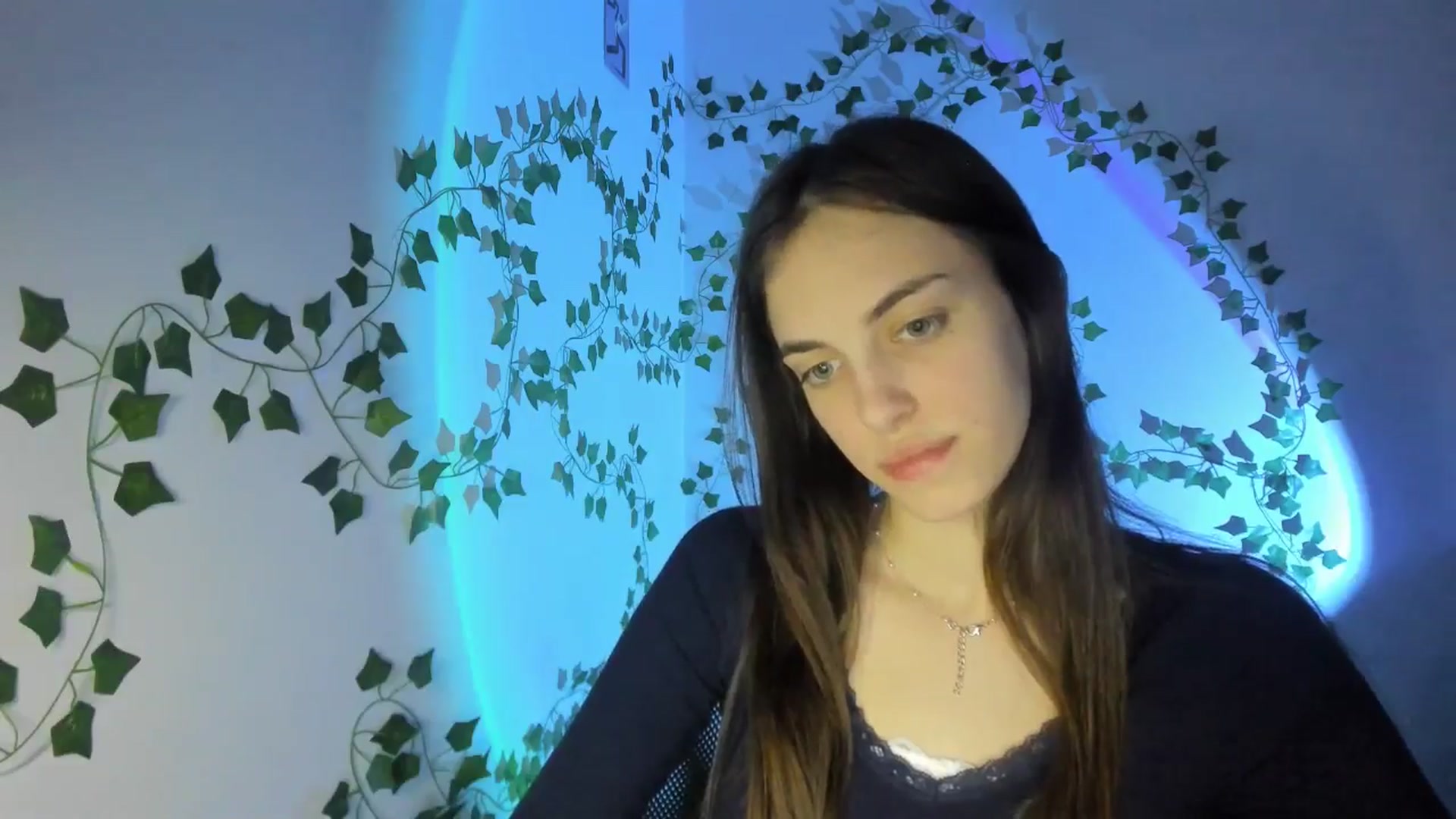 Gallery image thumbnail from Dashamoxy's myfreecams stream on, 03/11/2026, 18:31 image 19 of 20