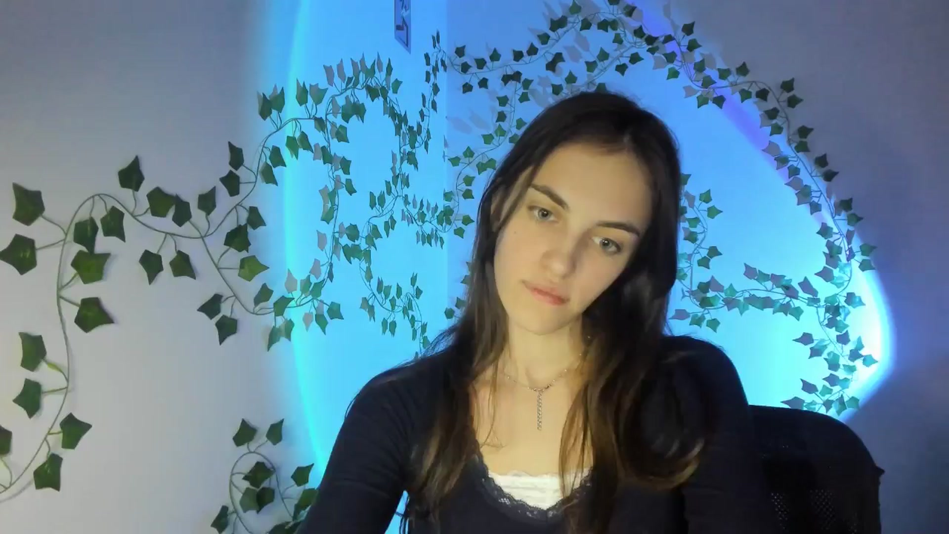 Gallery image thumbnail from Dashamoxy's myfreecams stream on, 03/11/2026, 18:31 image 11 of 20