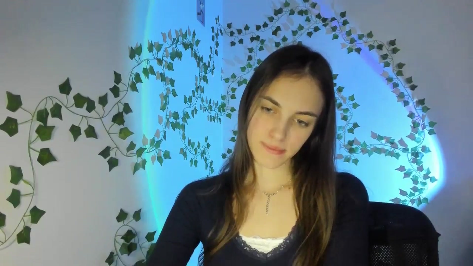 Gallery image thumbnail from Dashamoxy's myfreecams stream on, 03/11/2026, 18:31 image 12 of 20