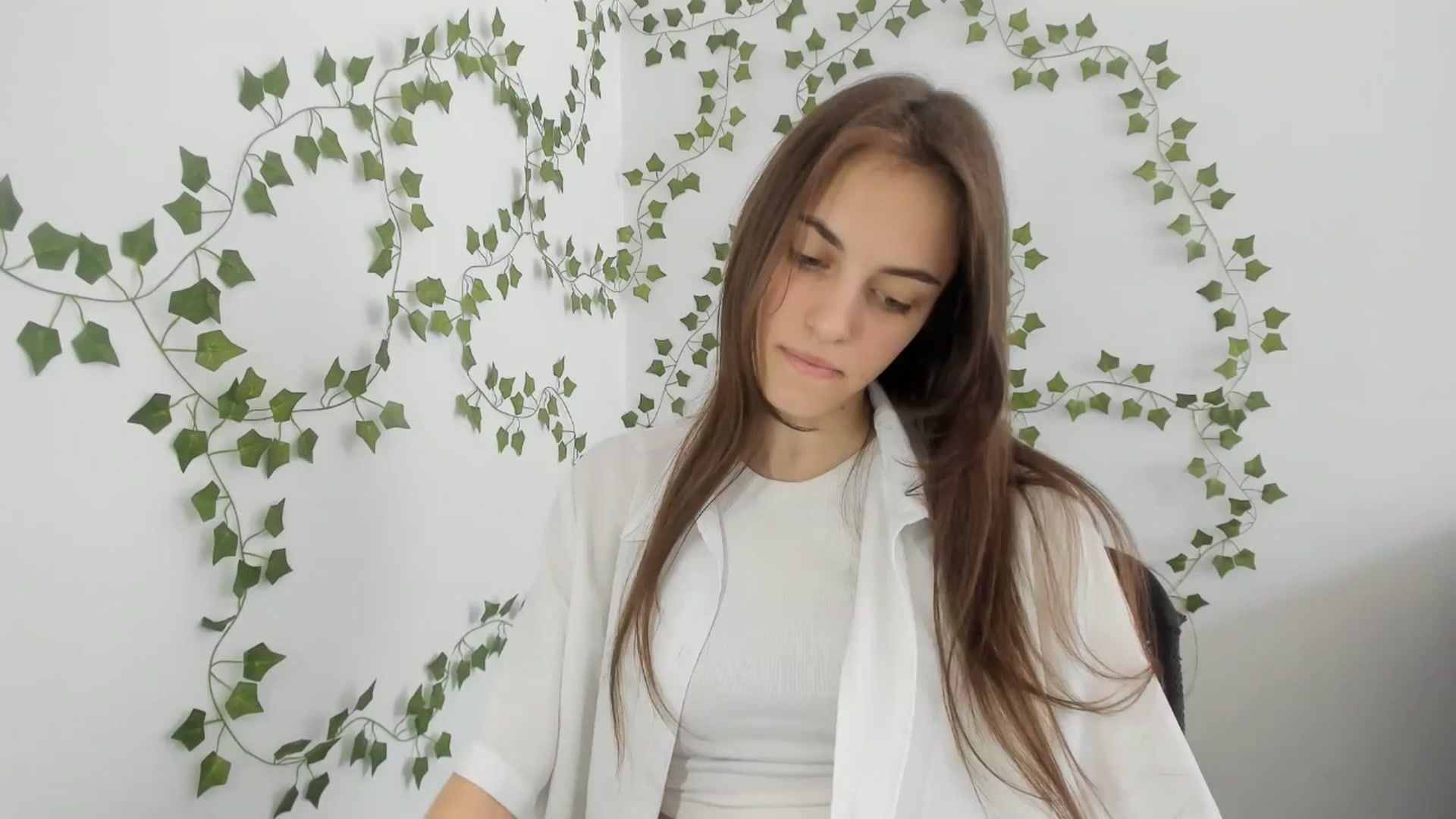 Gallery image thumbnail from Dashamoxy's myfreecams stream on, 03/12/2026, 12:36 image 15 of 20