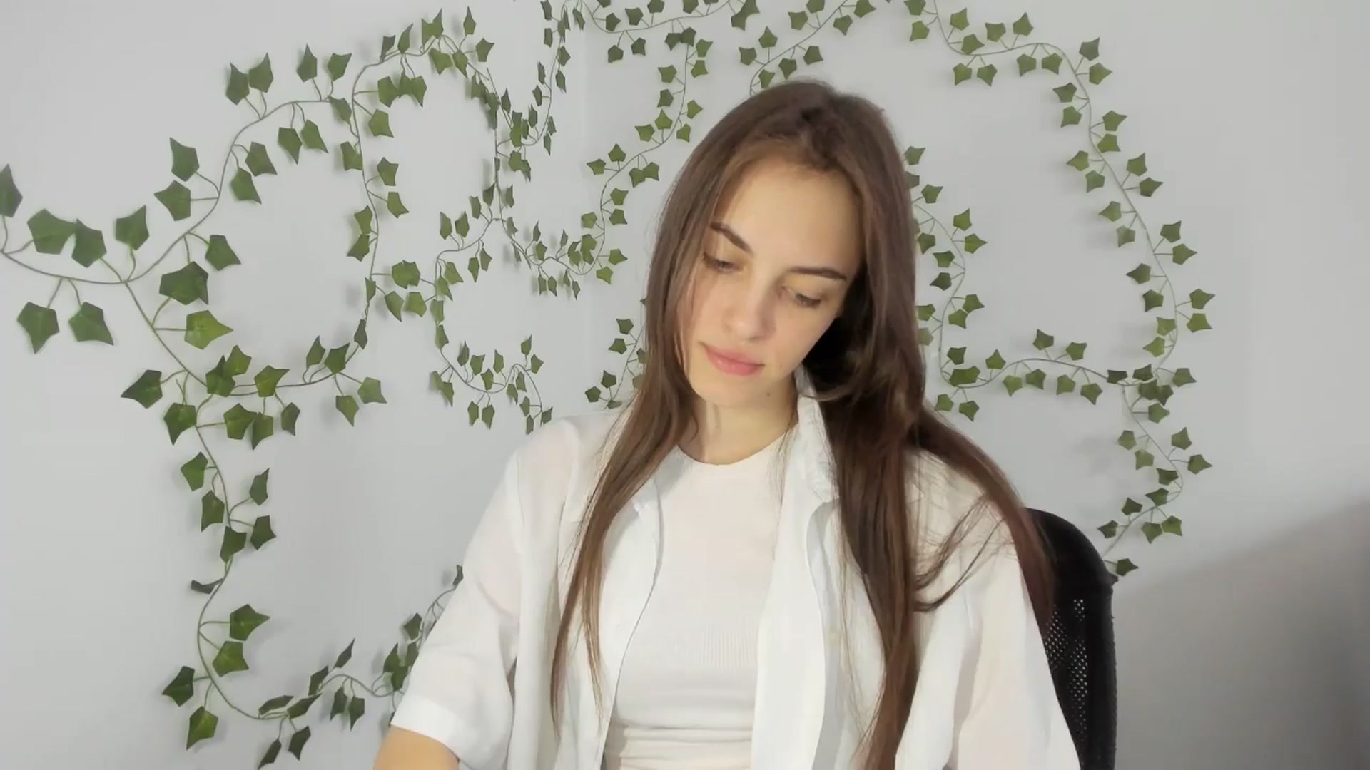 Gallery image thumbnail from Dashamoxy's myfreecams stream on, 03/12/2026, 12:36 image 19 of 20