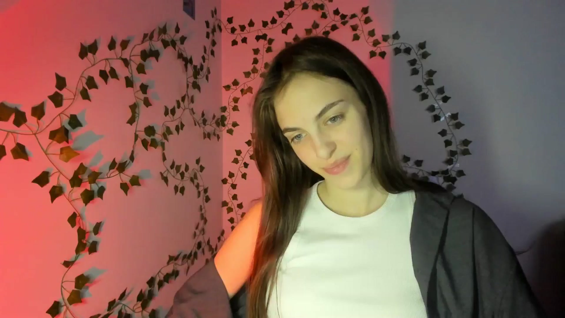 Gallery image thumbnail from Dashamoxy's myfreecams stream on, 03/13/2026, 19:46 image 6 of 20
