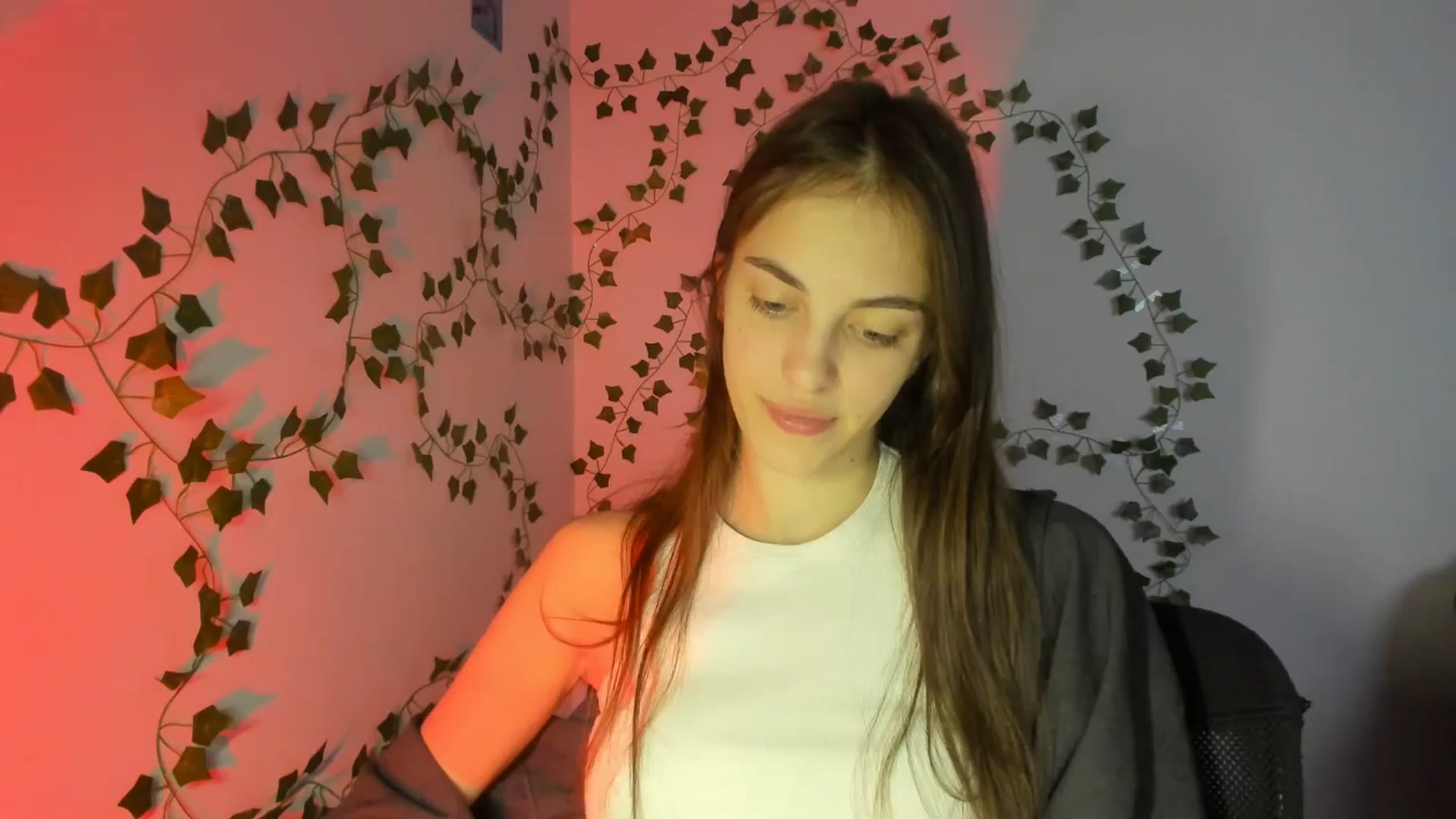 Gallery image thumbnail from Dashamoxy's myfreecams stream on, 03/13/2026, 19:46 image 15 of 20