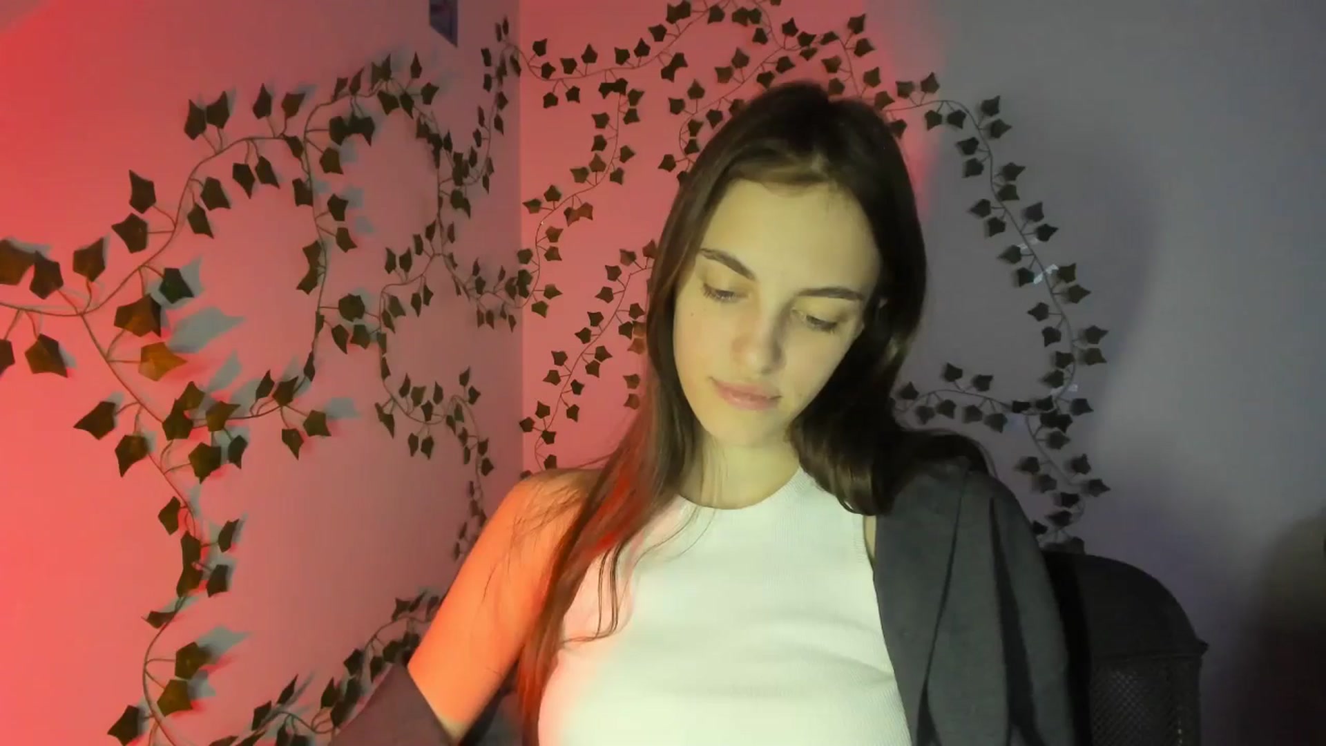 Gallery image thumbnail from Dashamoxy's myfreecams stream on, 03/13/2026, 19:46 image 8 of 20