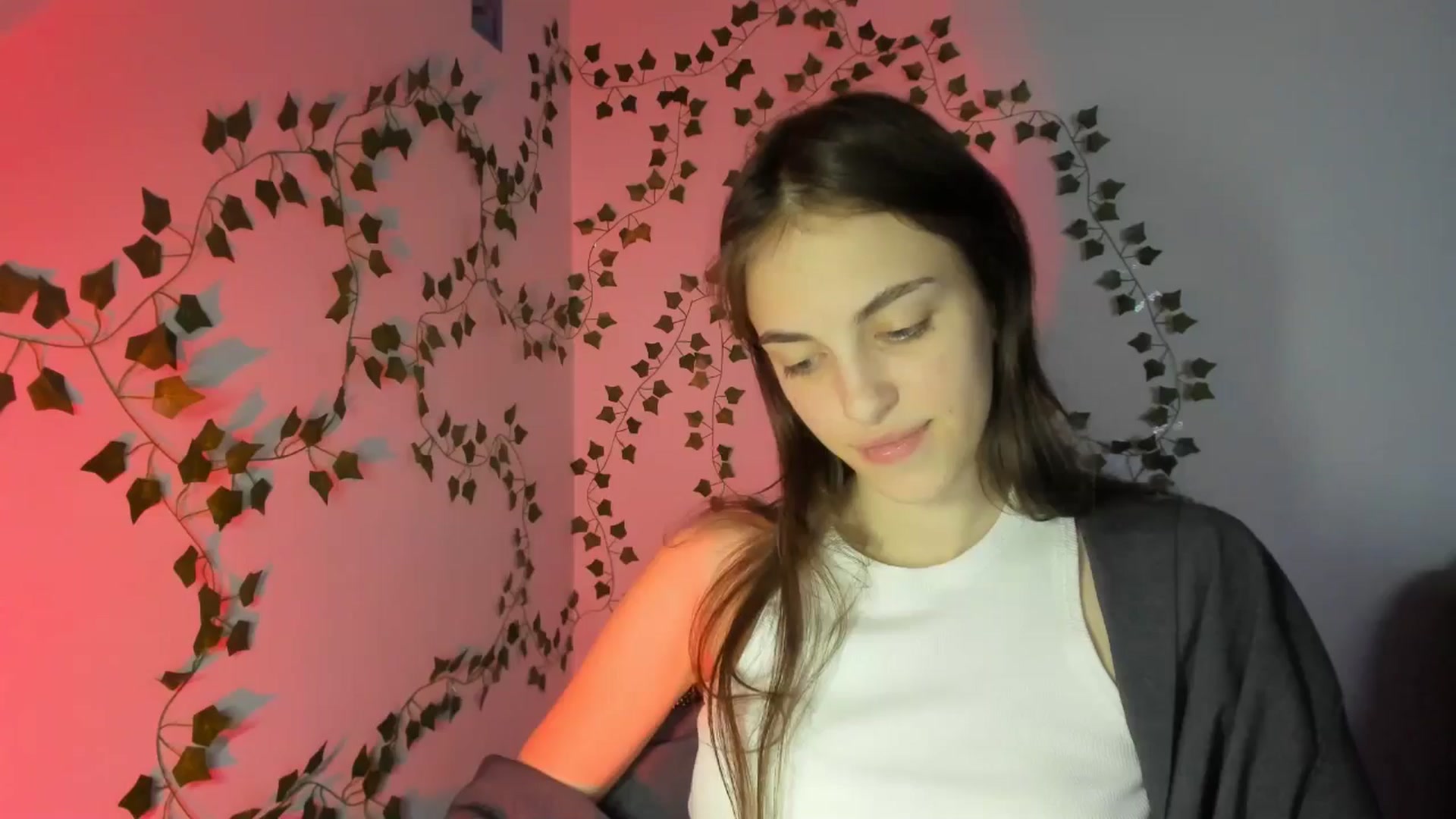 Gallery image thumbnail from Dashamoxy's myfreecams stream on, 03/13/2026, 19:46 image 18 of 20