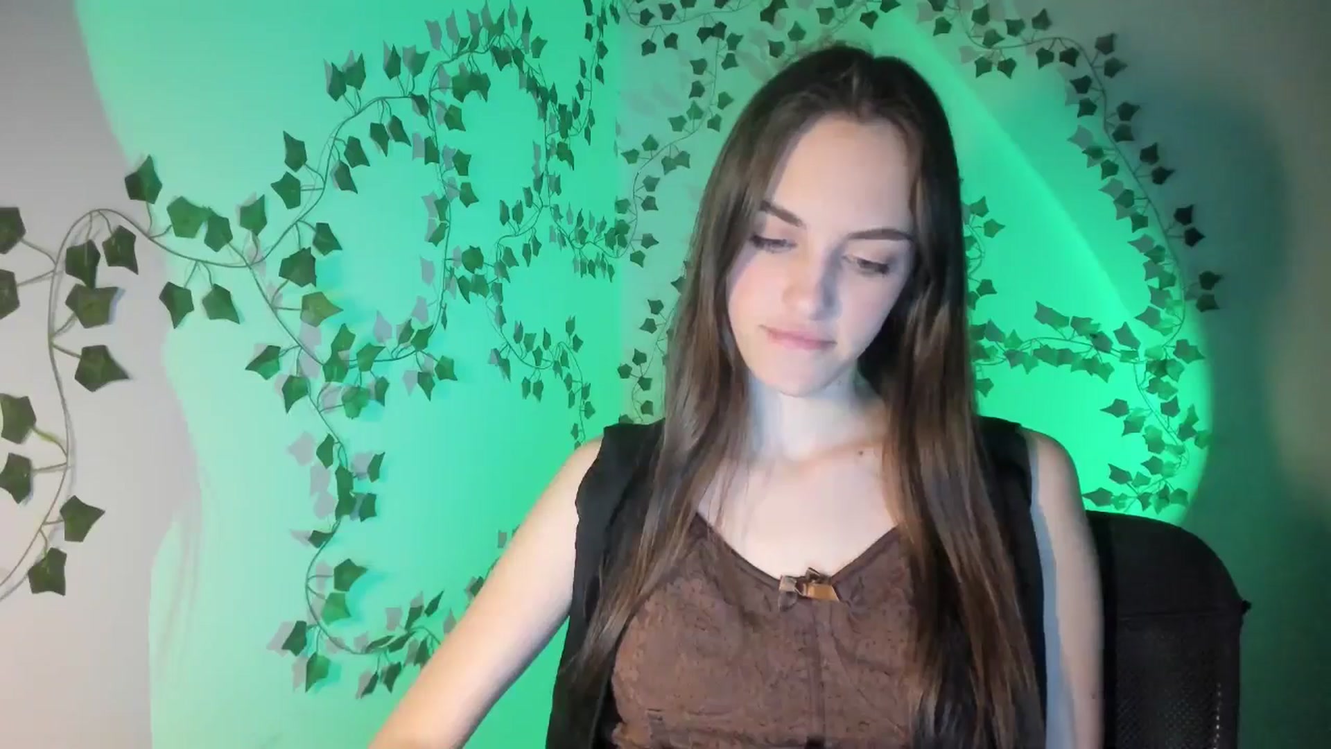 Gallery image thumbnail from Dashamoxy's myfreecams stream on, 03/20/2026, 19:39 image 3 of 20