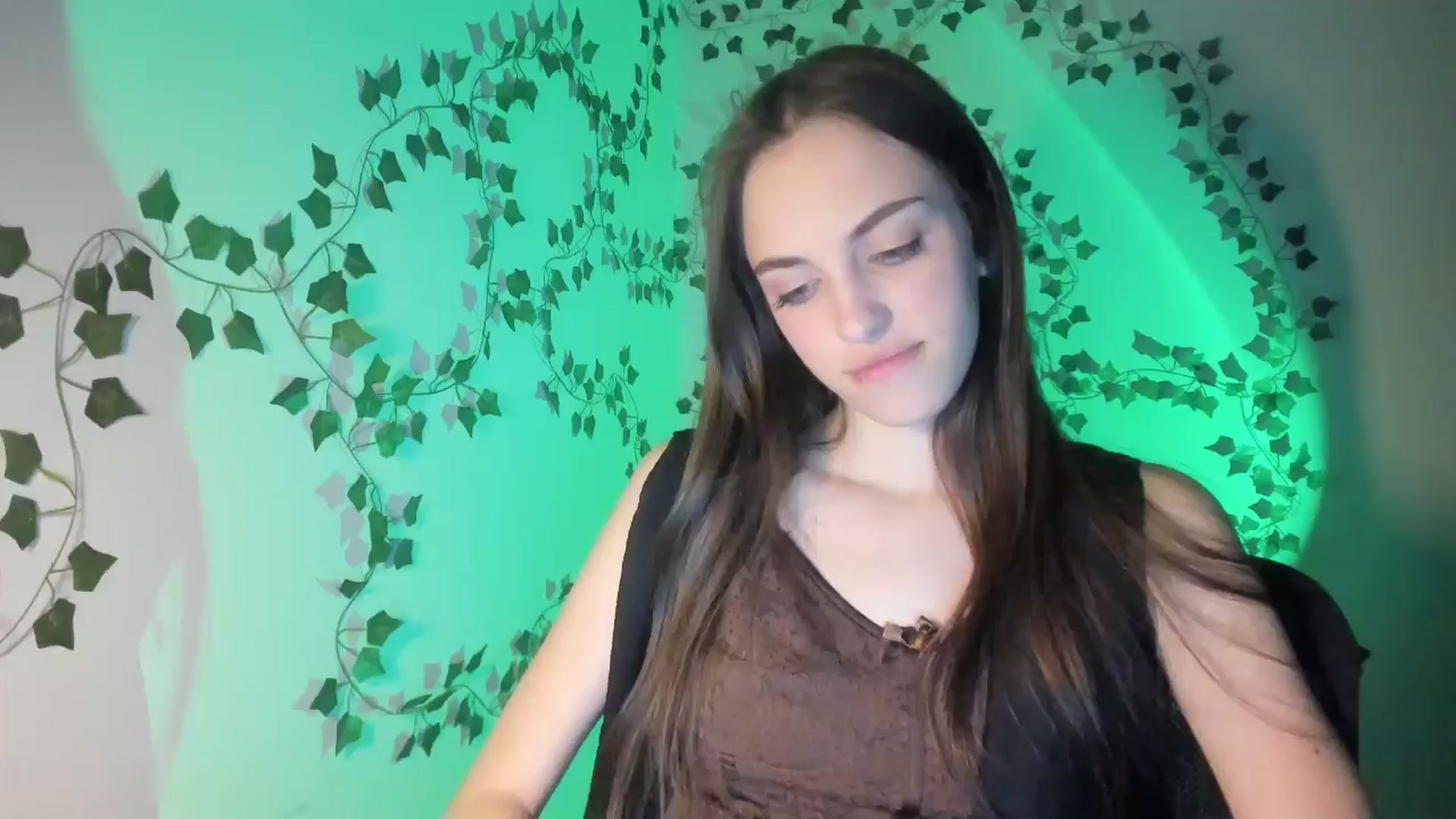 Gallery image thumbnail from Dashamoxy's myfreecams stream on, 03/20/2026, 19:39 image 2 of 20