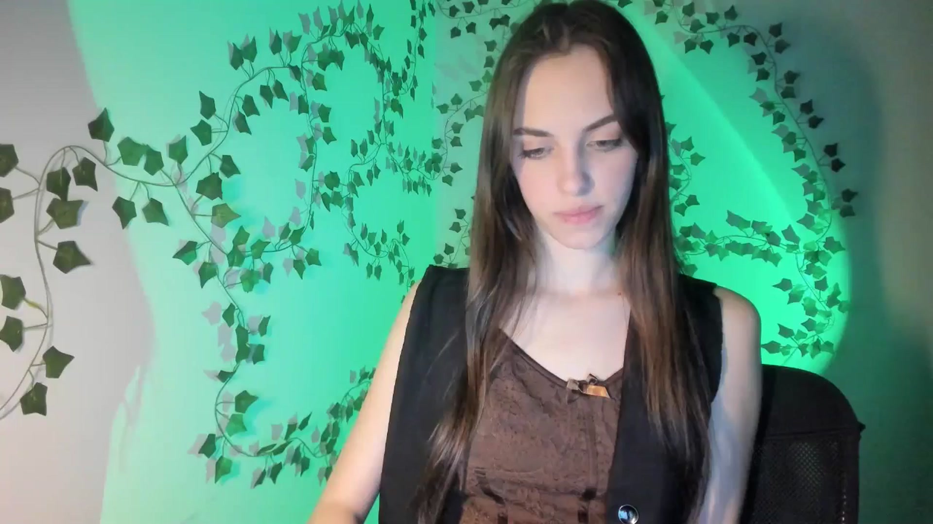 Gallery image thumbnail from Dashamoxy's myfreecams stream on, 03/20/2026, 19:39 image 1 of 20