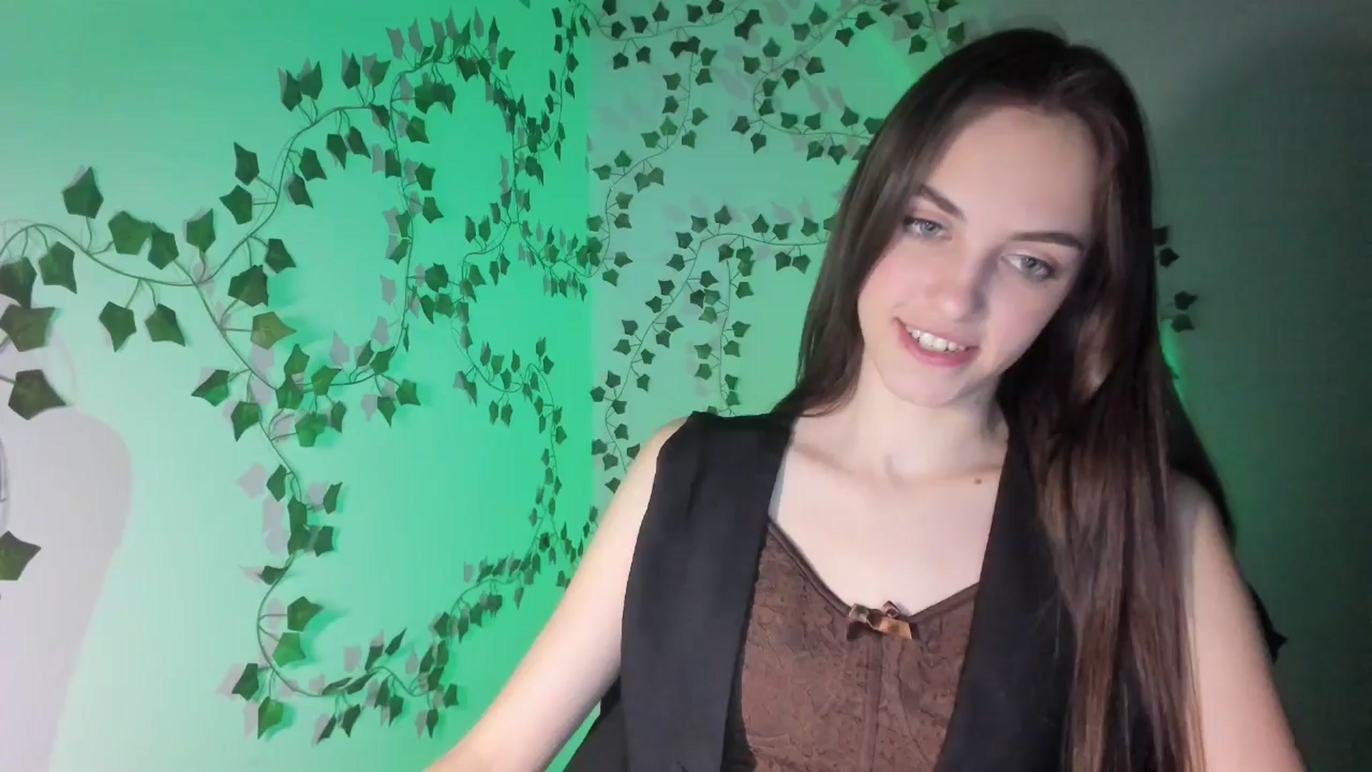 Gallery image thumbnail from Dashamoxy's myfreecams stream on, 03/20/2026, 19:39 image 14 of 20