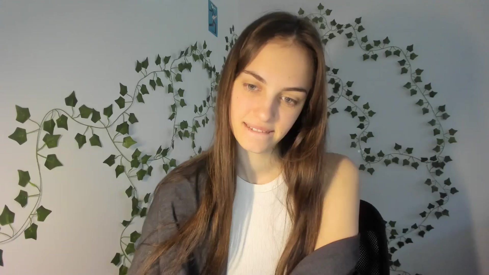 Gallery image thumbnail from Dashamoxy's myfreecams stream on, 03/21/2026, 15:11 image 15 of 20