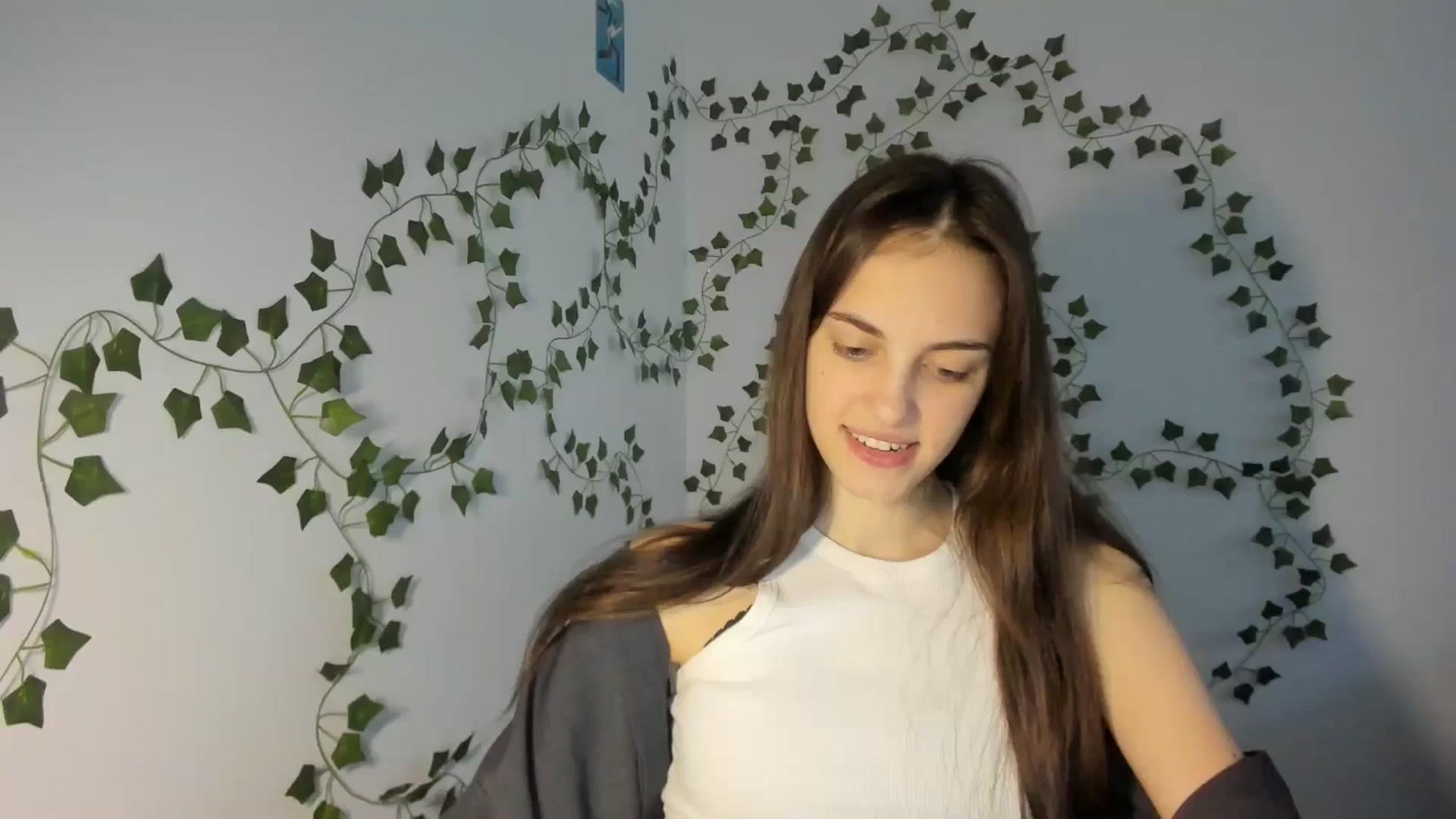 Gallery image thumbnail from Dashamoxy's myfreecams stream on, 03/21/2026, 15:11 image 18 of 20
