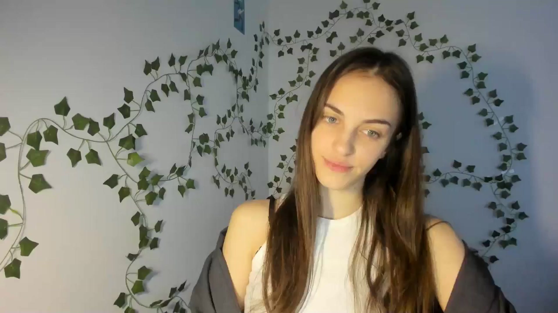 Gallery image thumbnail from Dashamoxy's myfreecams stream on, 03/21/2026, 16:12 image 19 of 20