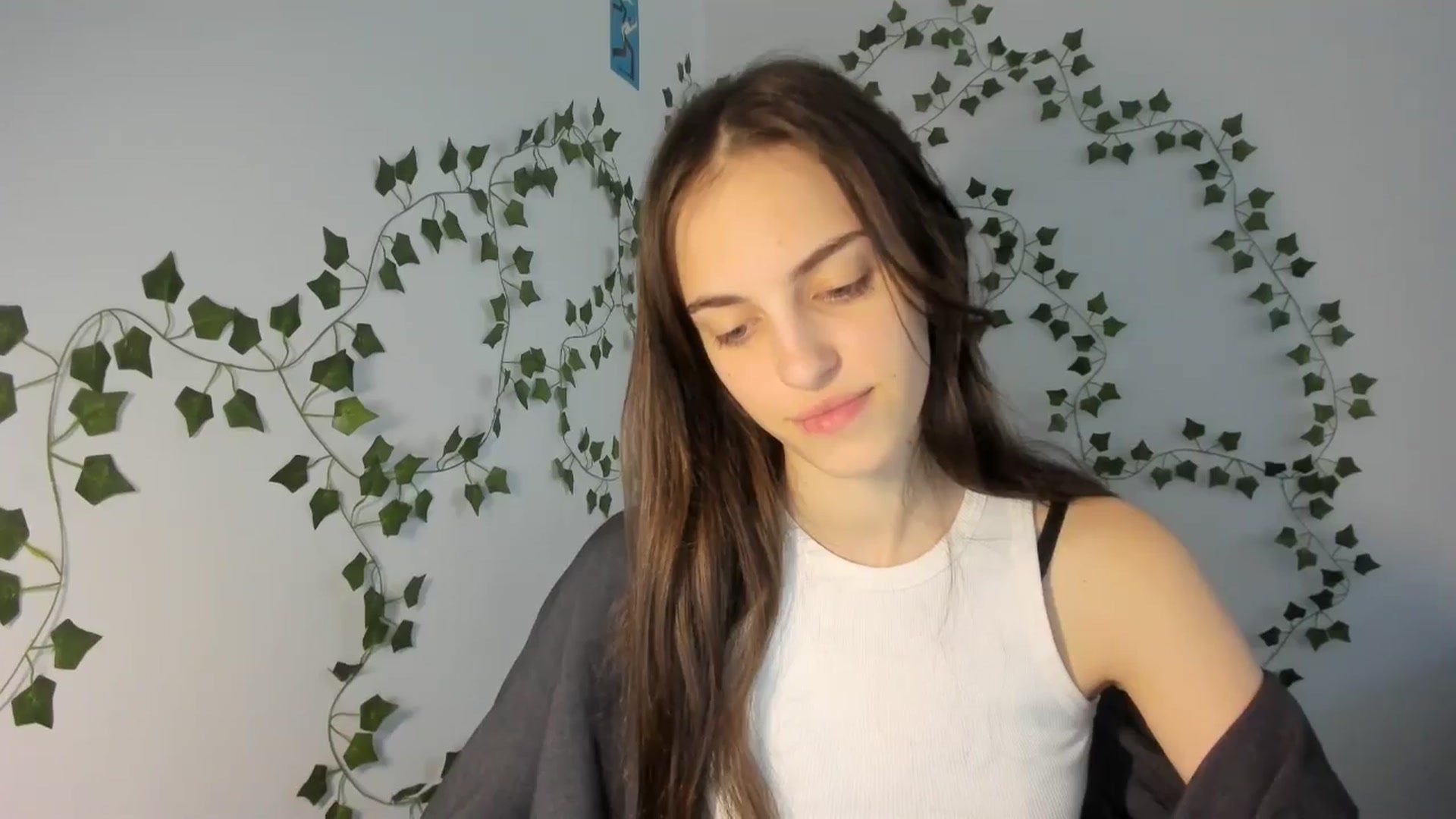 Gallery image thumbnail from Dashamoxy's myfreecams stream on, 03/21/2026, 16:12 image 4 of 20