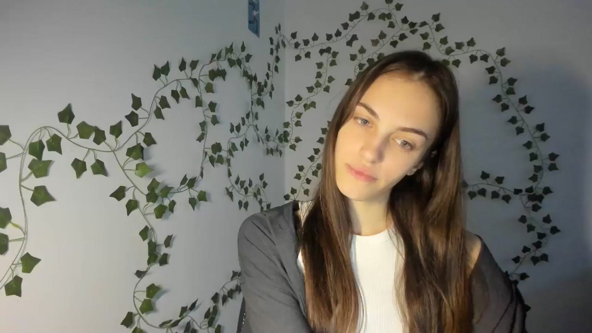 Gallery image thumbnail from Dashamoxy's myfreecams stream on, 03/21/2026, 16:12 image 16 of 20