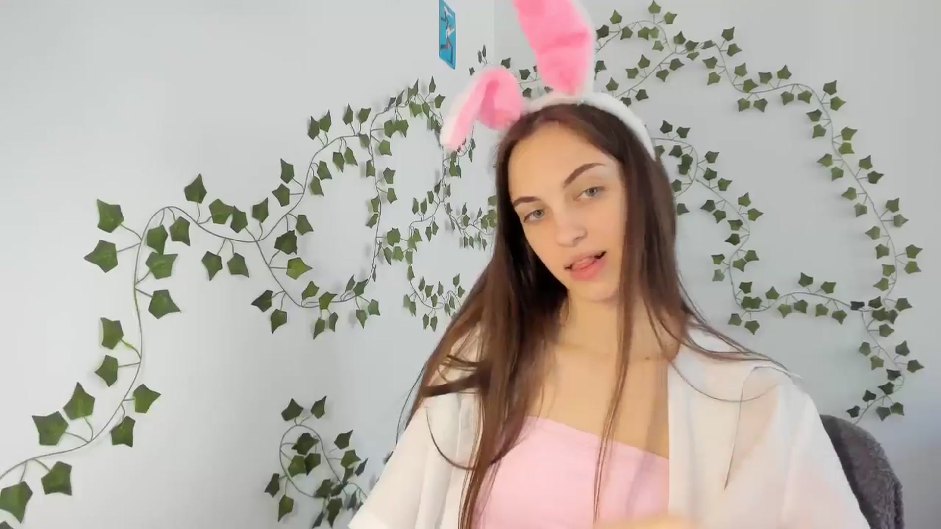 Gallery image thumbnail from Dashamoxy's myfreecams stream on, 03/22/2026, 13:15 image 9 of 20