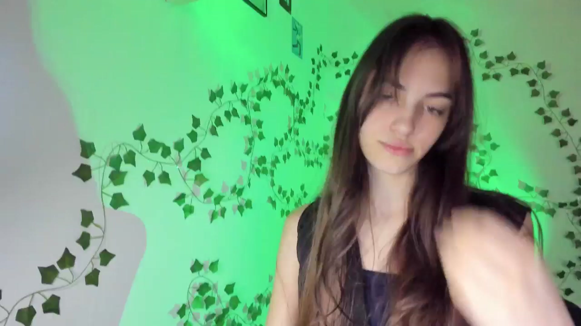 Gallery image thumbnail from Dashamoxy's myfreecams stream on, 03/23/2026, 16:51 image 7 of 20