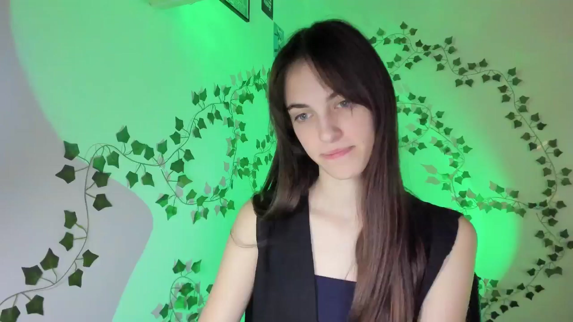 Gallery image thumbnail from Dashamoxy's myfreecams stream on, 03/23/2026, 16:51 image 1 of 20