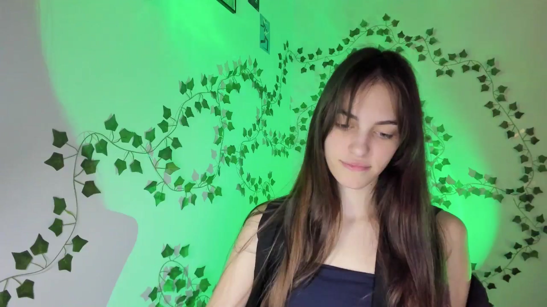 Gallery image thumbnail from Dashamoxy's myfreecams stream on, 03/23/2026, 16:51 image 20 of 20