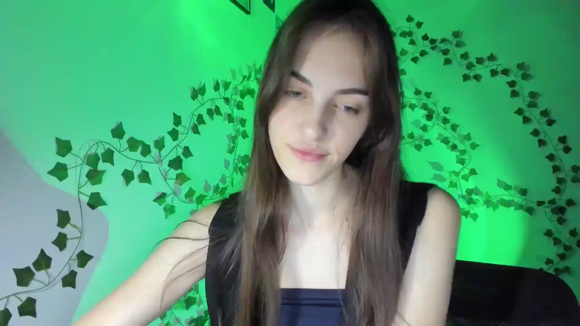 Gallery image thumbnail from Dashamoxy's myfreecams stream on, 03/23/2026, 17:42 image 7 of 20
