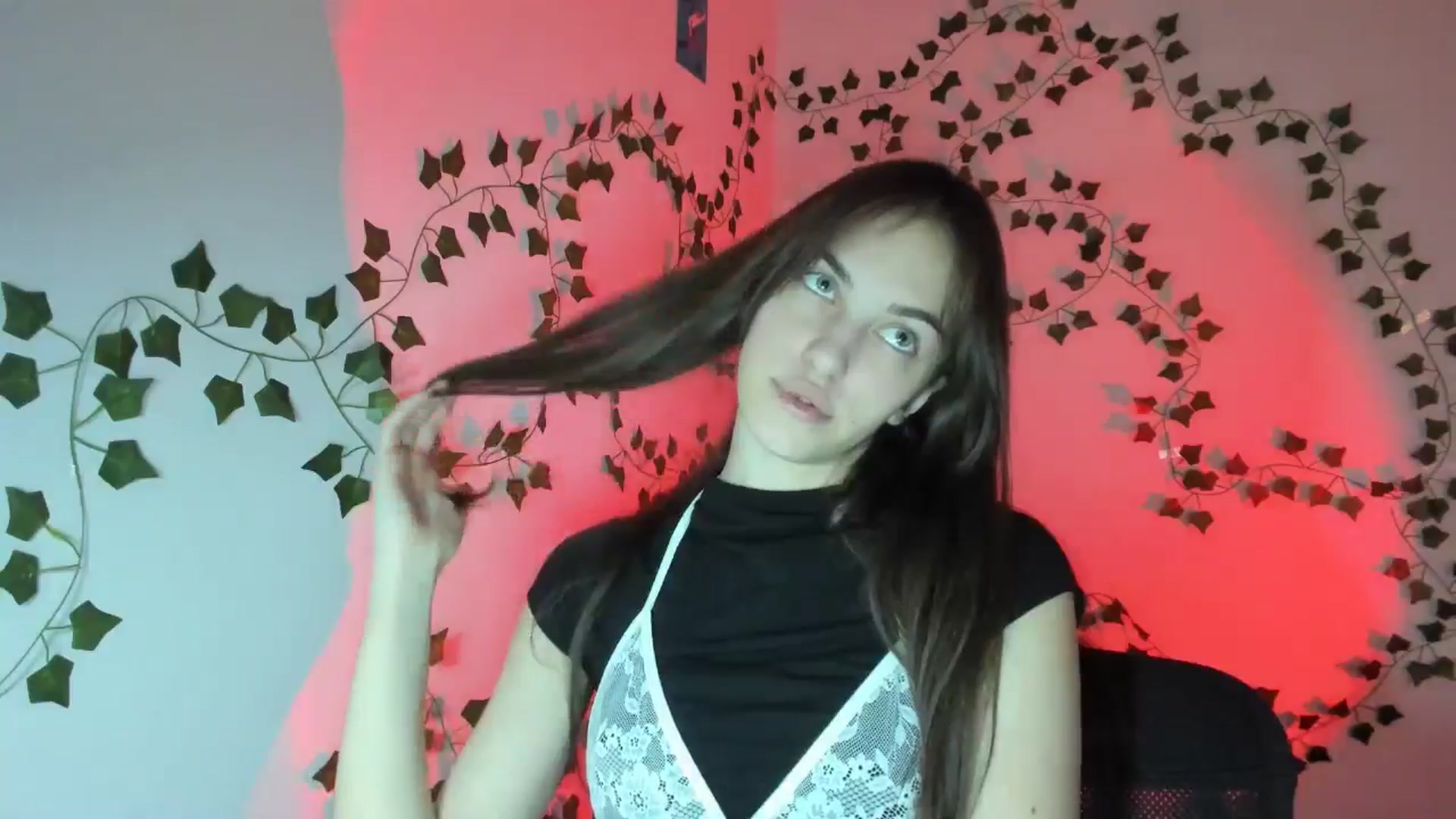 Gallery image thumbnail from Dashamoxy's myfreecams stream on, 03/24/2026, 17:31 image 2 of 20