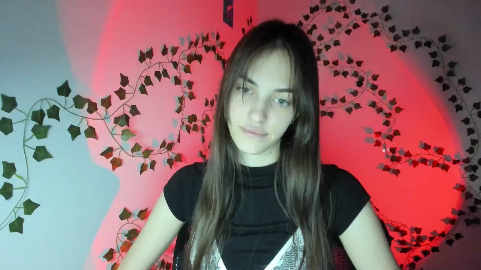 Gallery image thumbnail from Dashamoxy's myfreecams stream on, 03/24/2026, 17:31 image 15 of 20