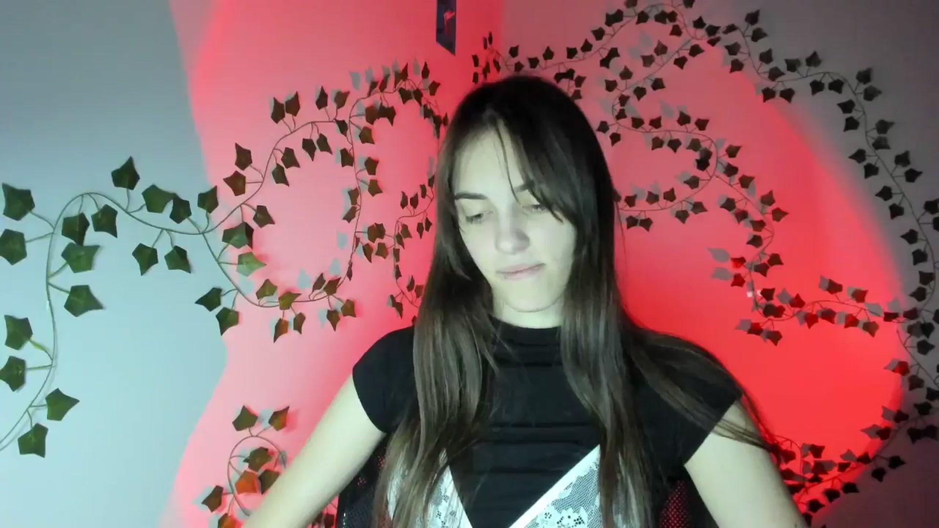Gallery image thumbnail from Dashamoxy's myfreecams stream on, 03/24/2026, 17:31 image 18 of 20