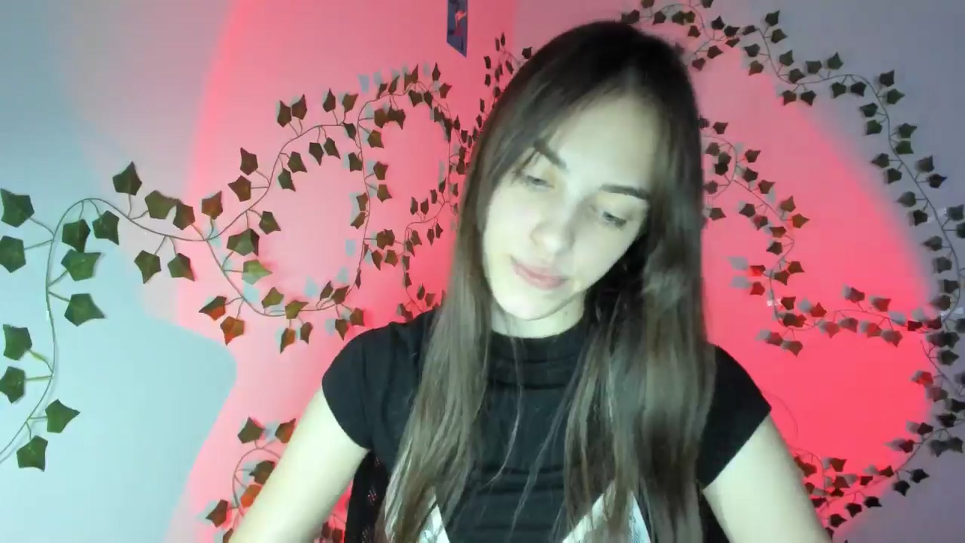 Gallery image thumbnail from Dashamoxy's myfreecams stream on, 03/24/2026, 17:31 image 12 of 20