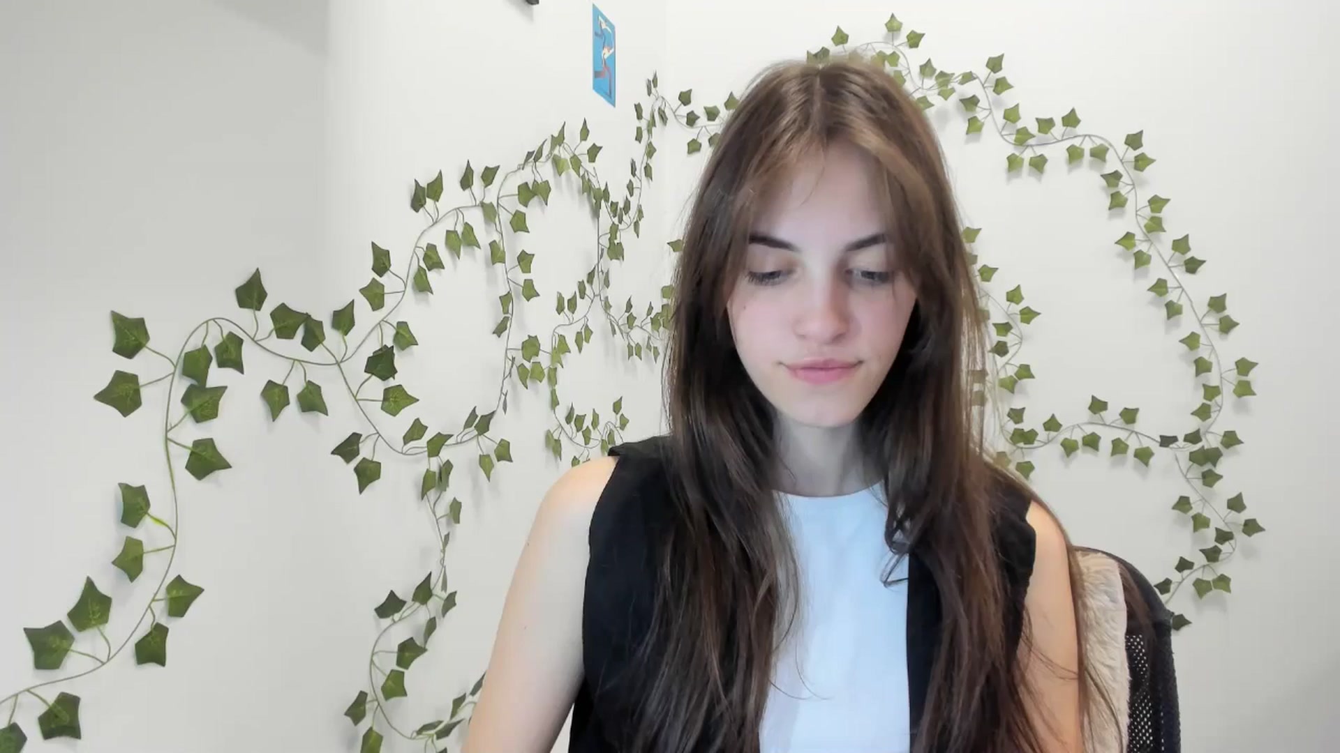 Gallery image thumbnail from Dashamoxy's myfreecams stream on, 03/25/2026, 15:59 image 7 of 20