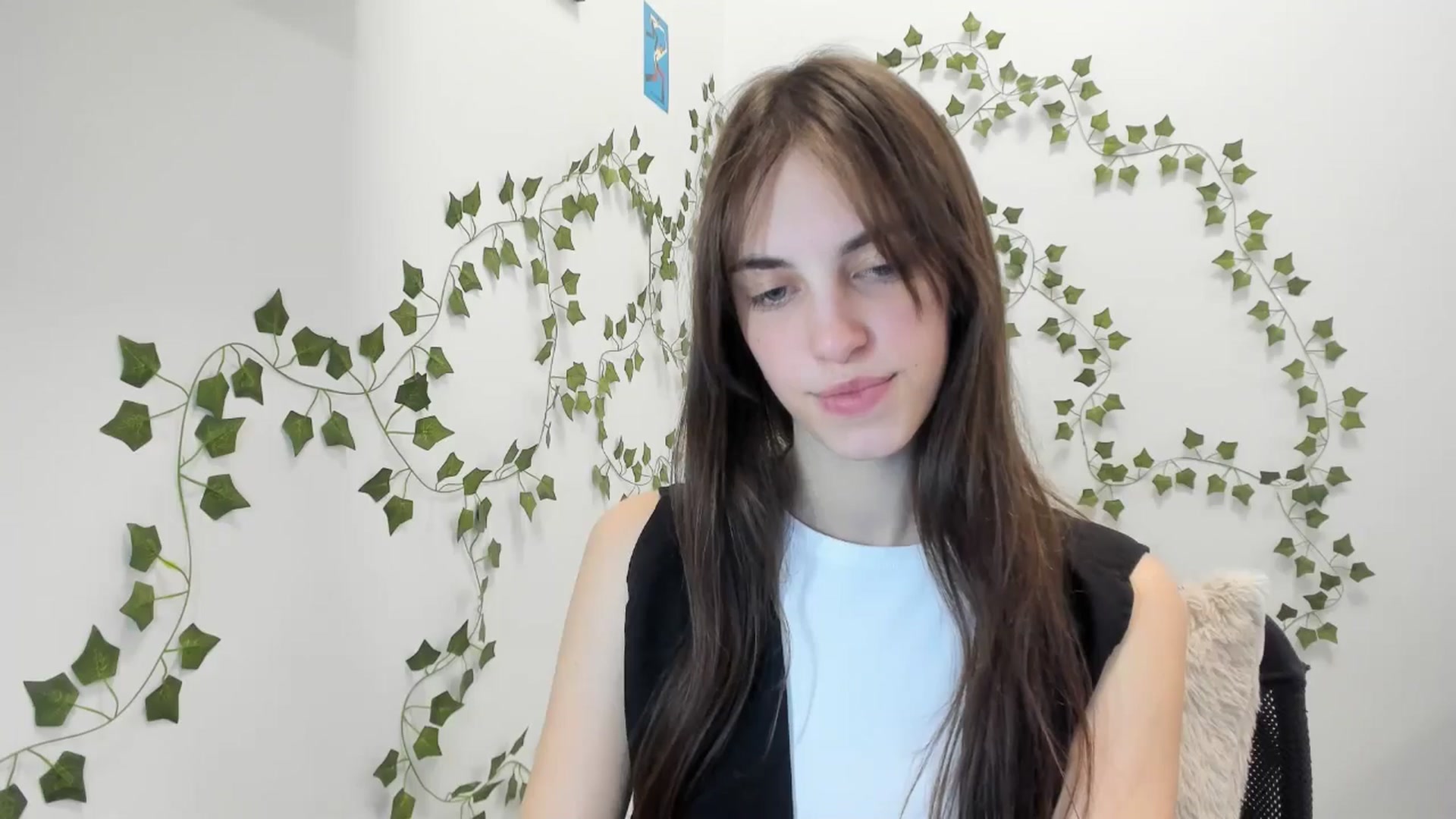 Gallery image thumbnail from Dashamoxy's myfreecams stream on, 03/25/2026, 15:59 image 5 of 20