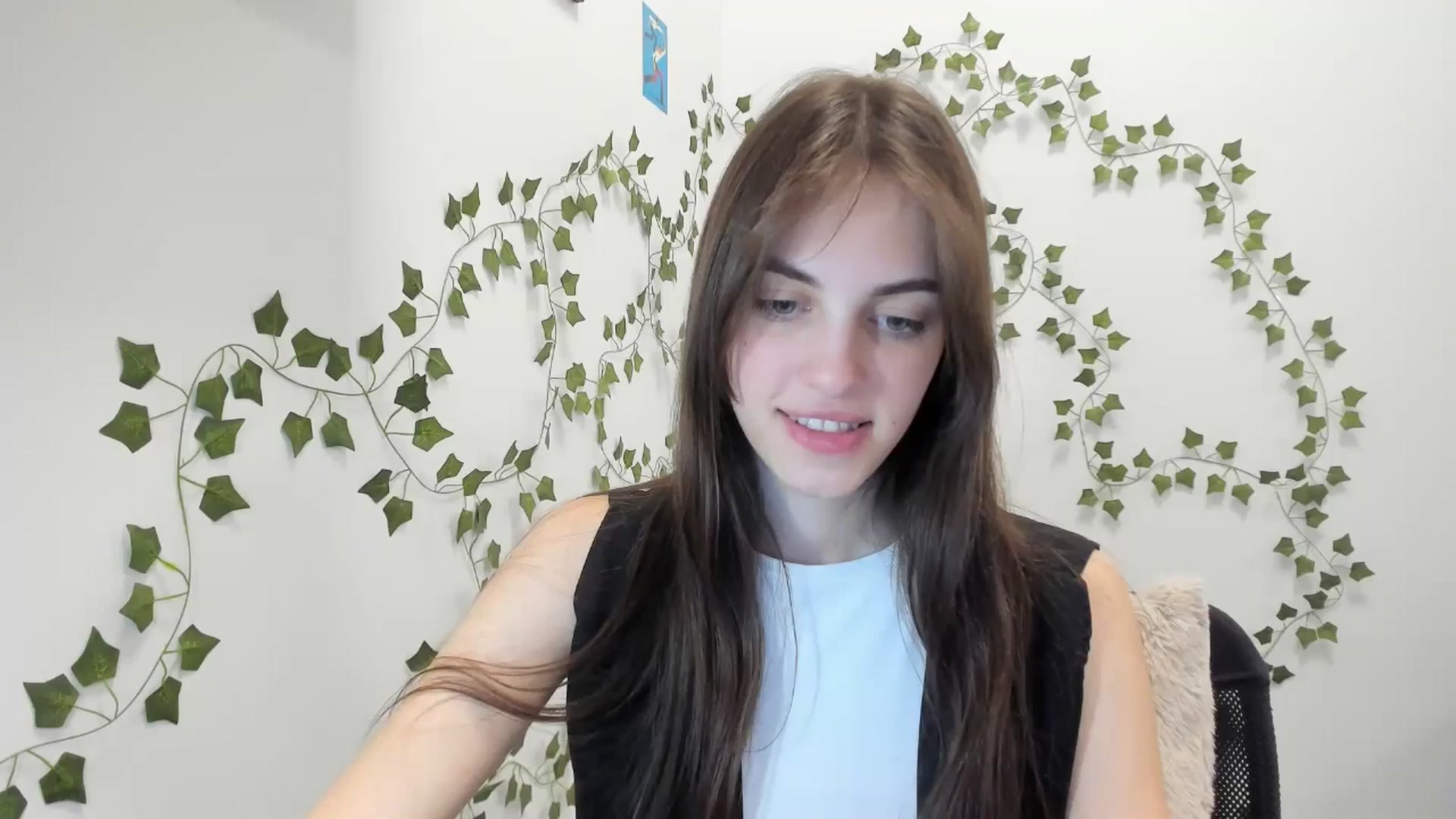 Gallery image thumbnail from Dashamoxy's myfreecams stream on, 03/25/2026, 15:59 image 12 of 20