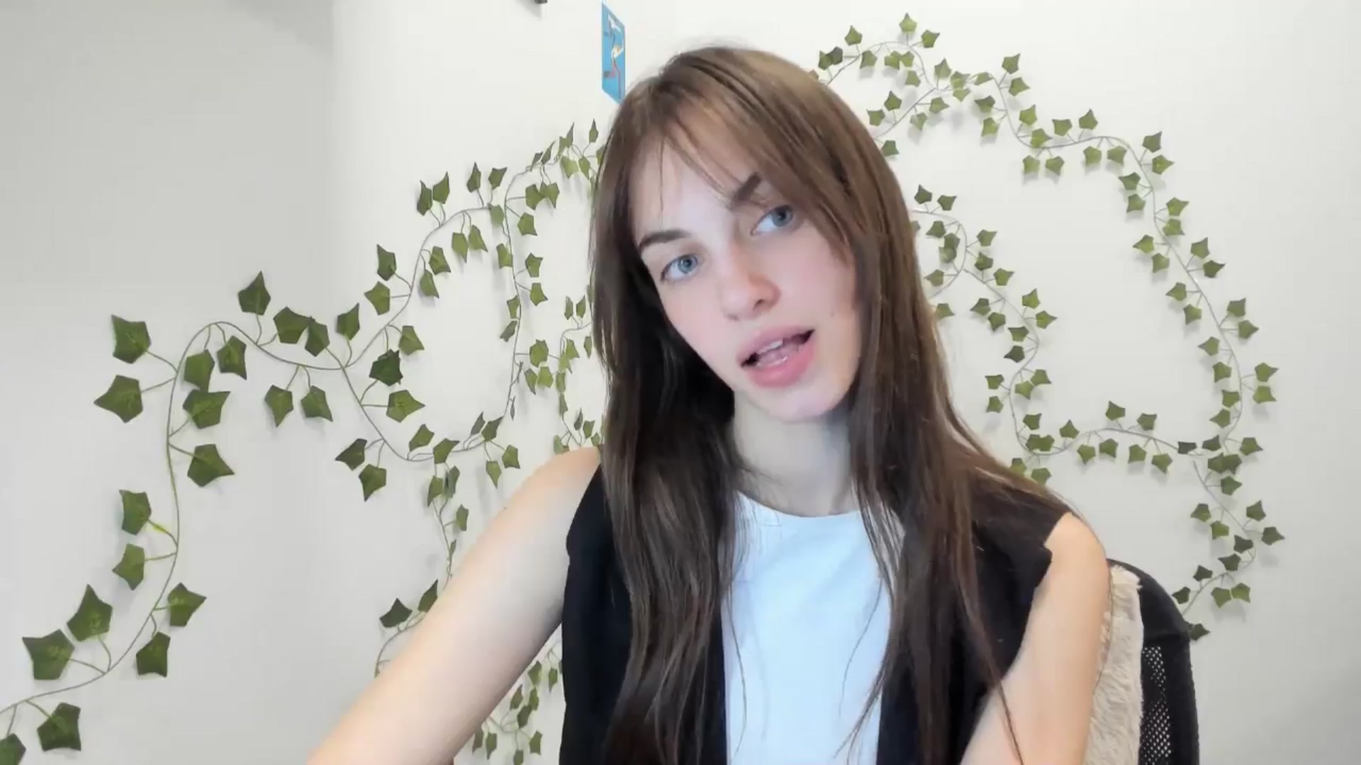 Gallery image thumbnail from Dashamoxy's myfreecams stream on, 03/25/2026, 15:59 image 6 of 20