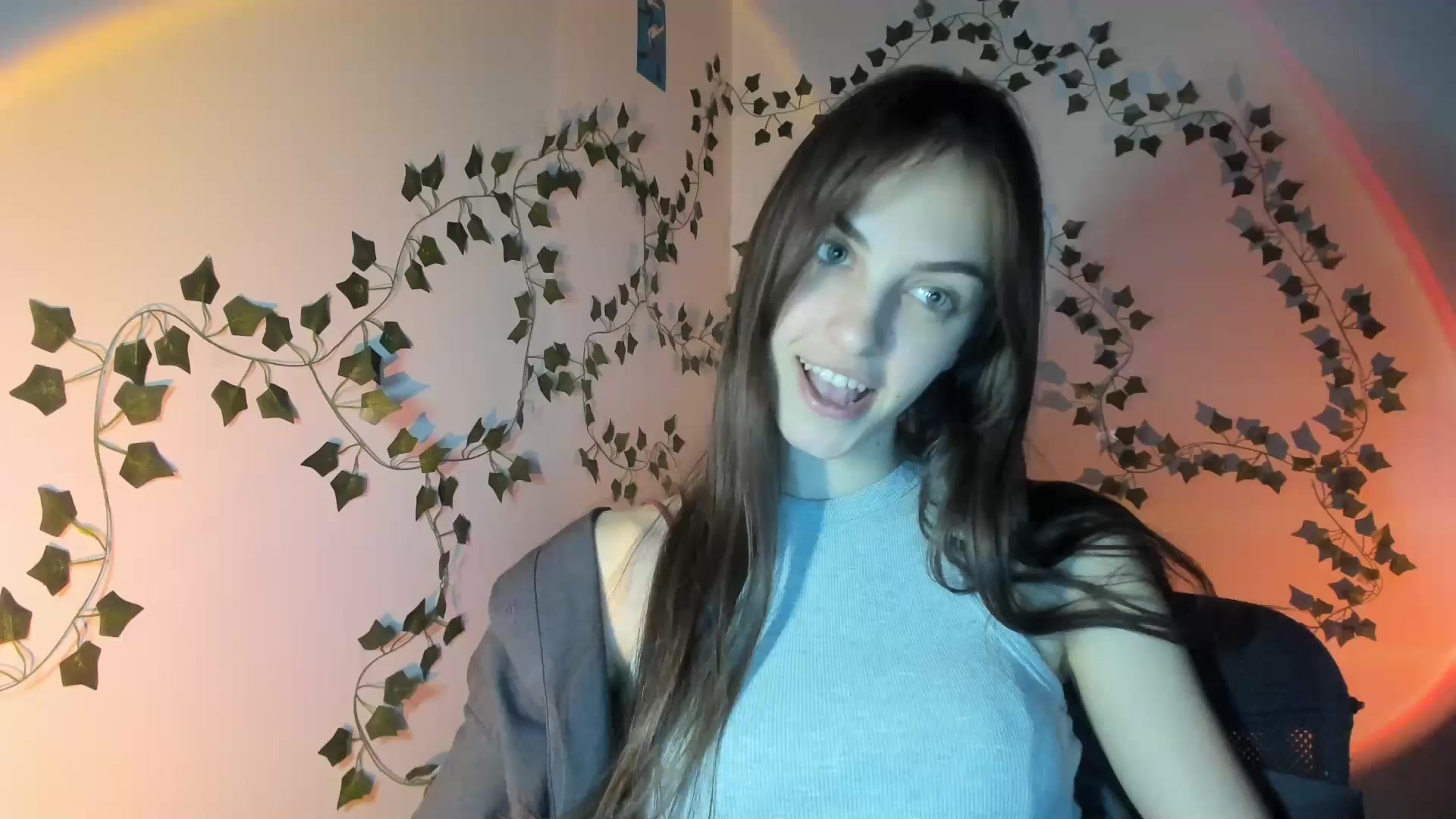 Gallery image thumbnail from Dashamoxy's myfreecams stream on, 03/26/2026, 18:44 image 8 of 20